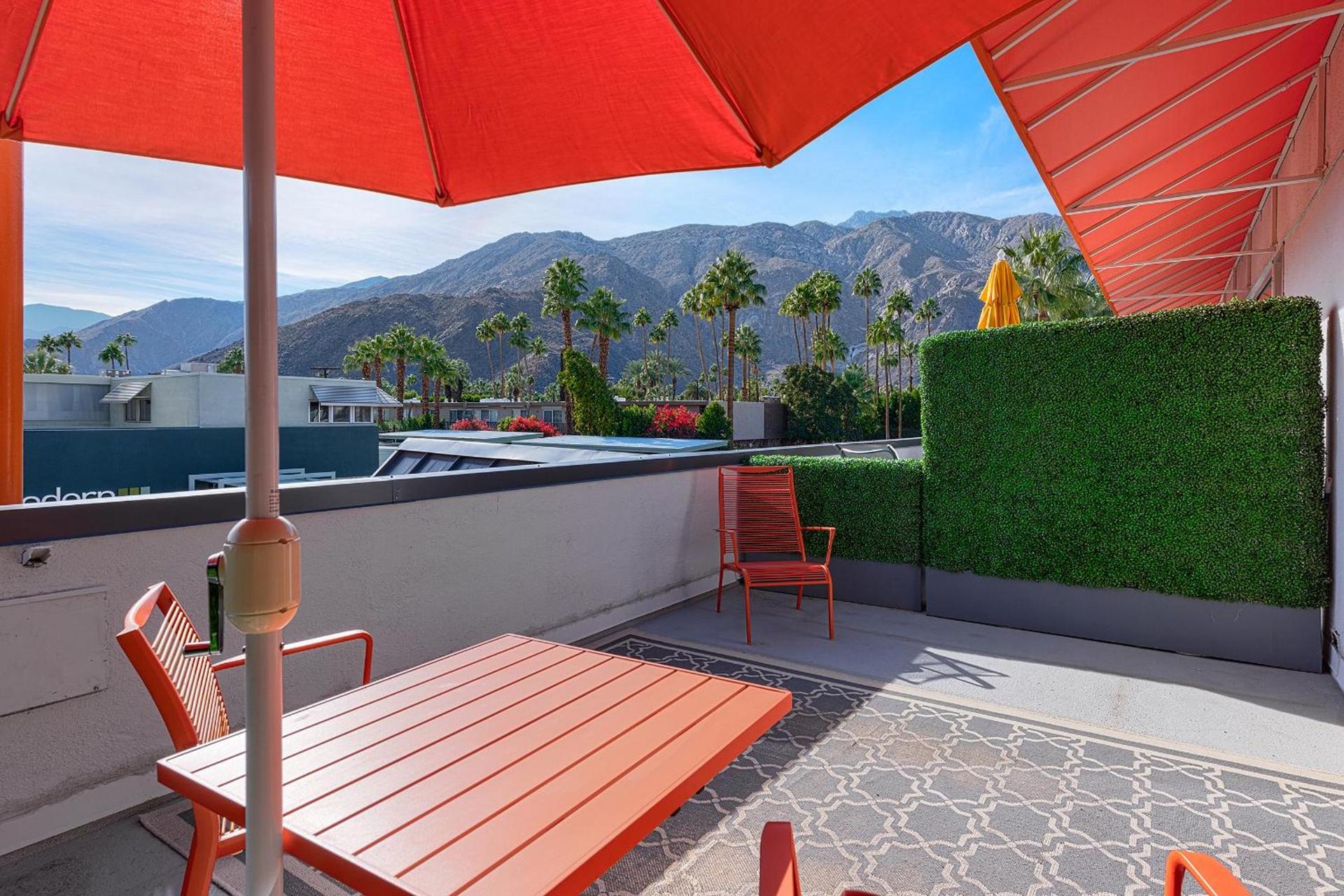The Twist Palm Springs photo 17
