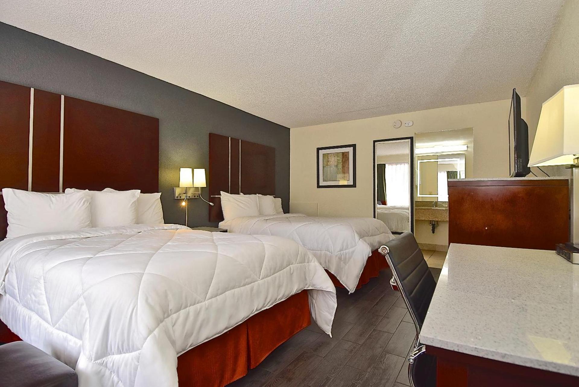 SureStay Hotel by Best Western Sarasota Lido Beach photo 31