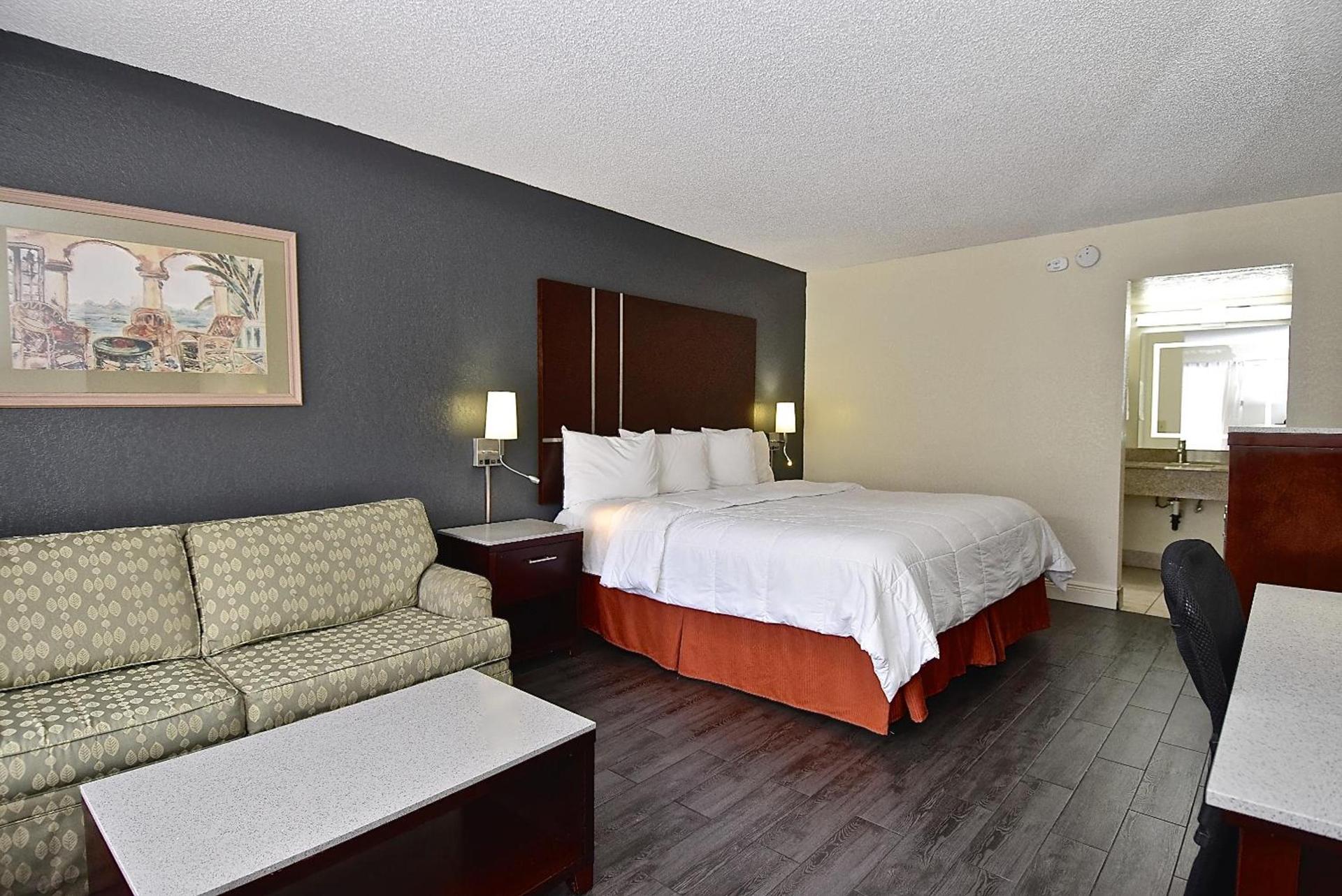 SureStay Hotel by Best Western Sarasota Lido Beach photo 35