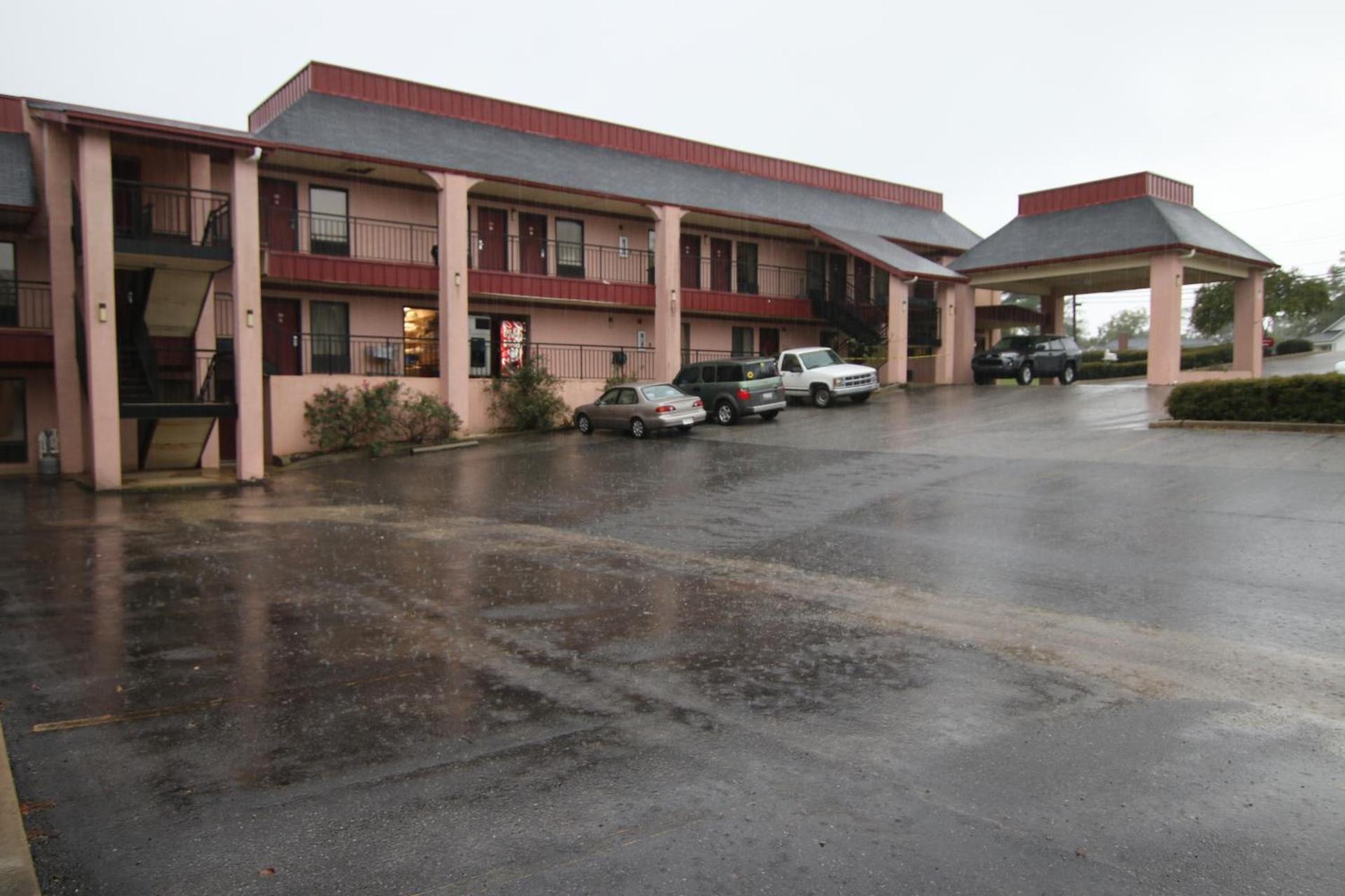 Executive Inn Kershaw photo 19