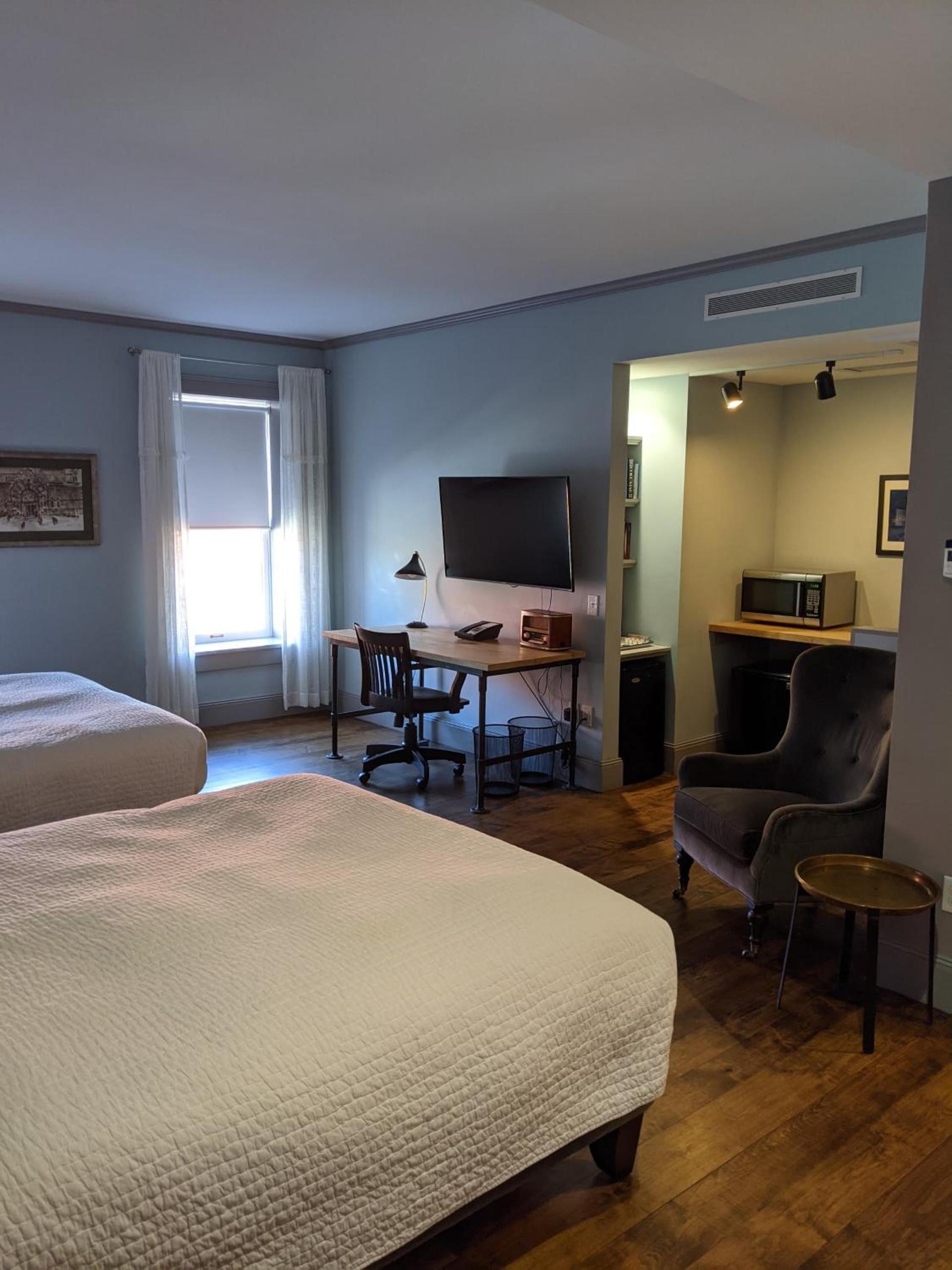 Hotel on North photo 4