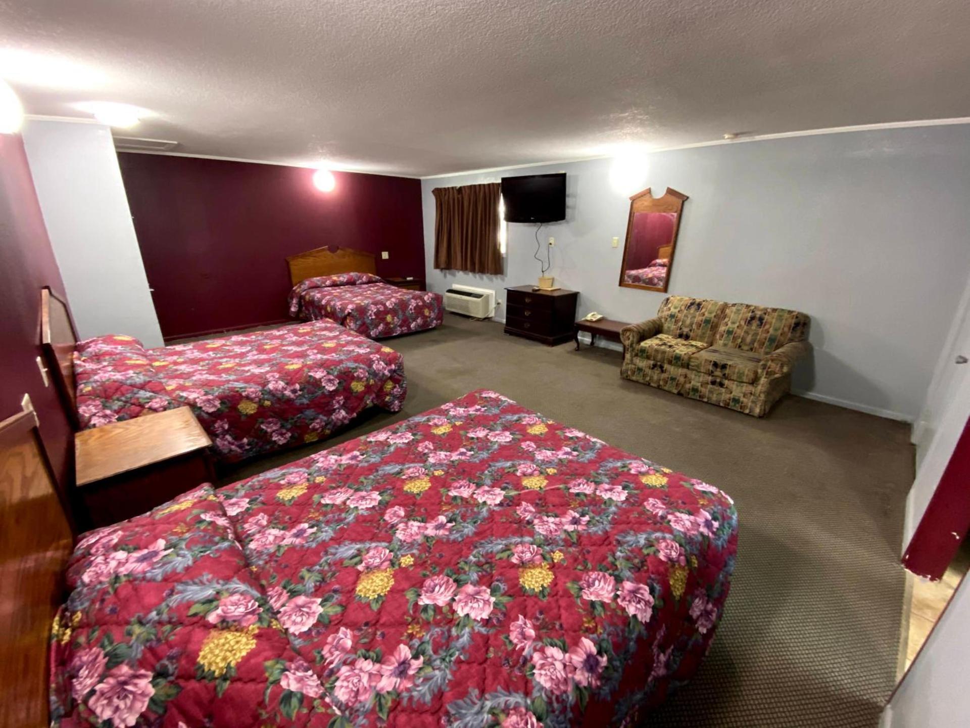 Embers Inn photo 9