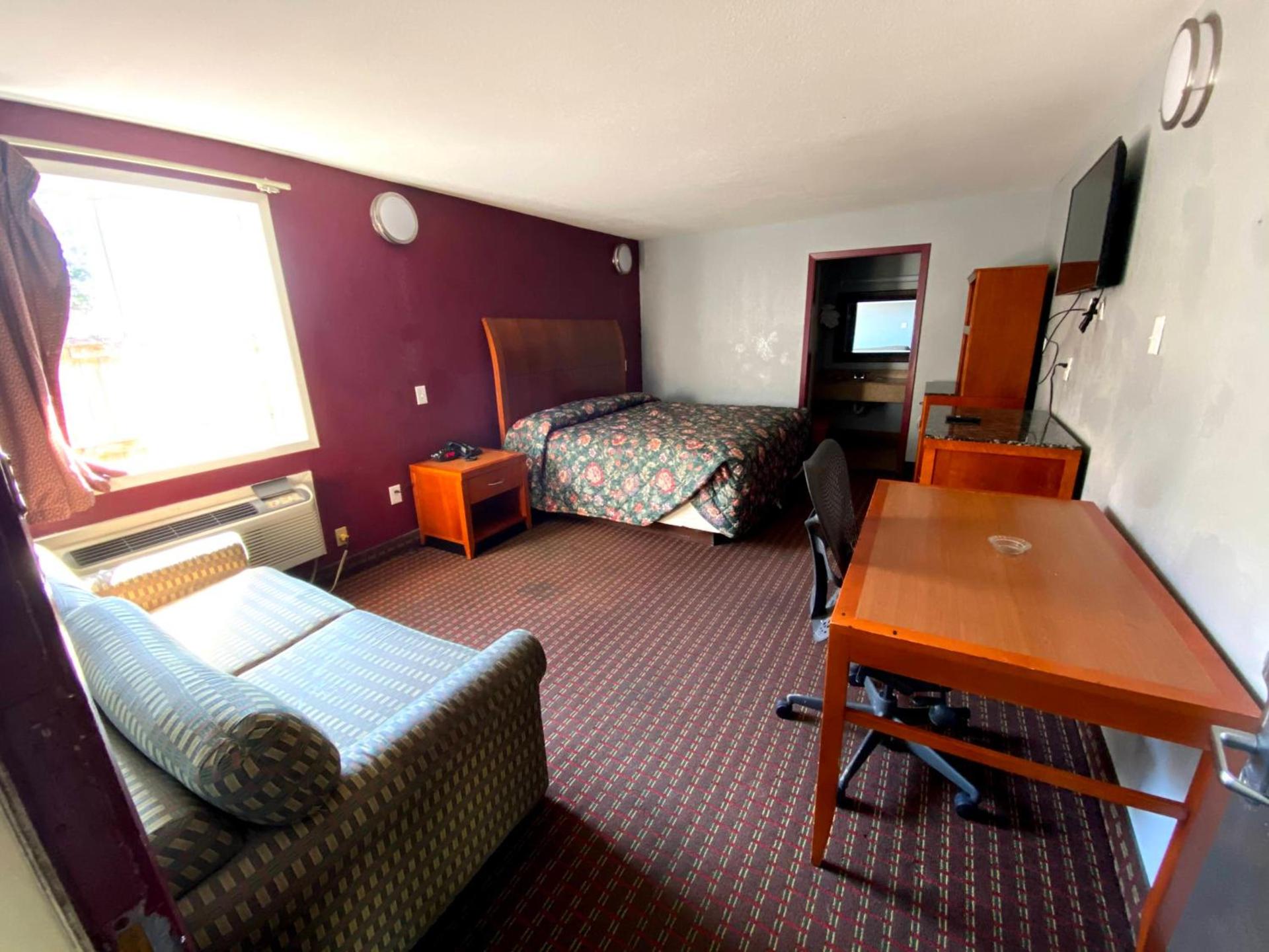 Embers Inn photo 26