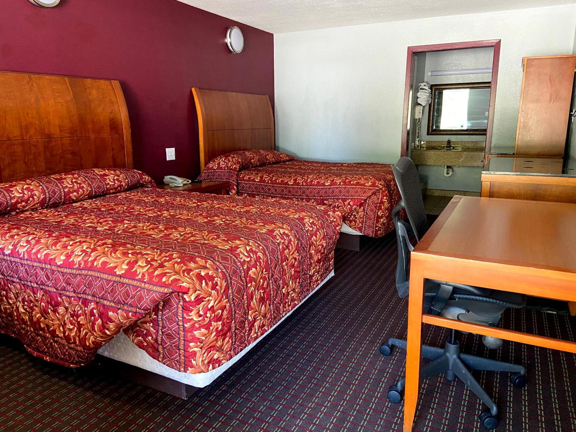 Embers Inn photo 29