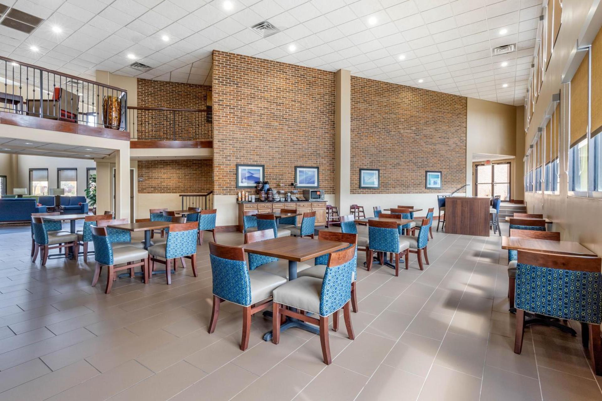 Comfort Inn Warner Robins - Robins Air Force Base Area photo 6