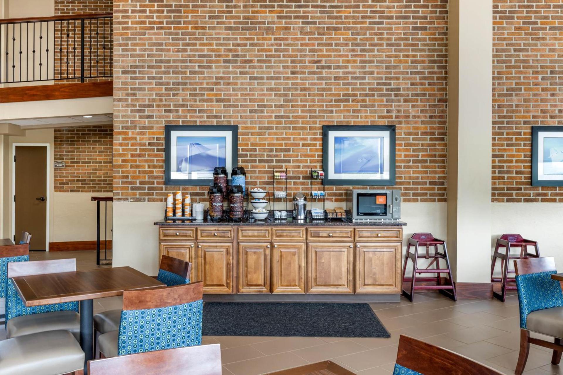 Comfort Inn Warner Robins - Robins Air Force Base Area photo 8
