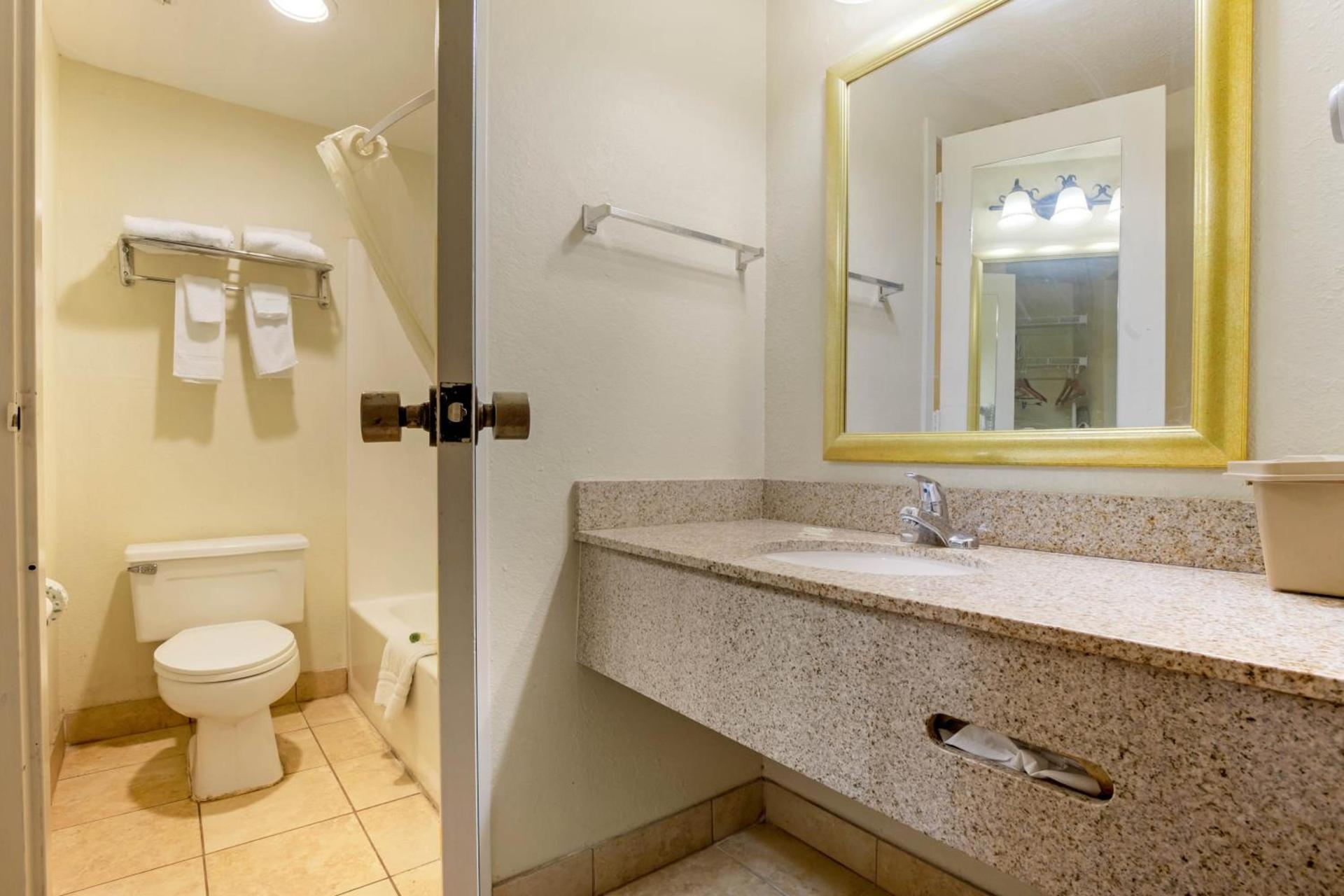 LikeHome Extended Stay Hotel Warner Robins photo 20