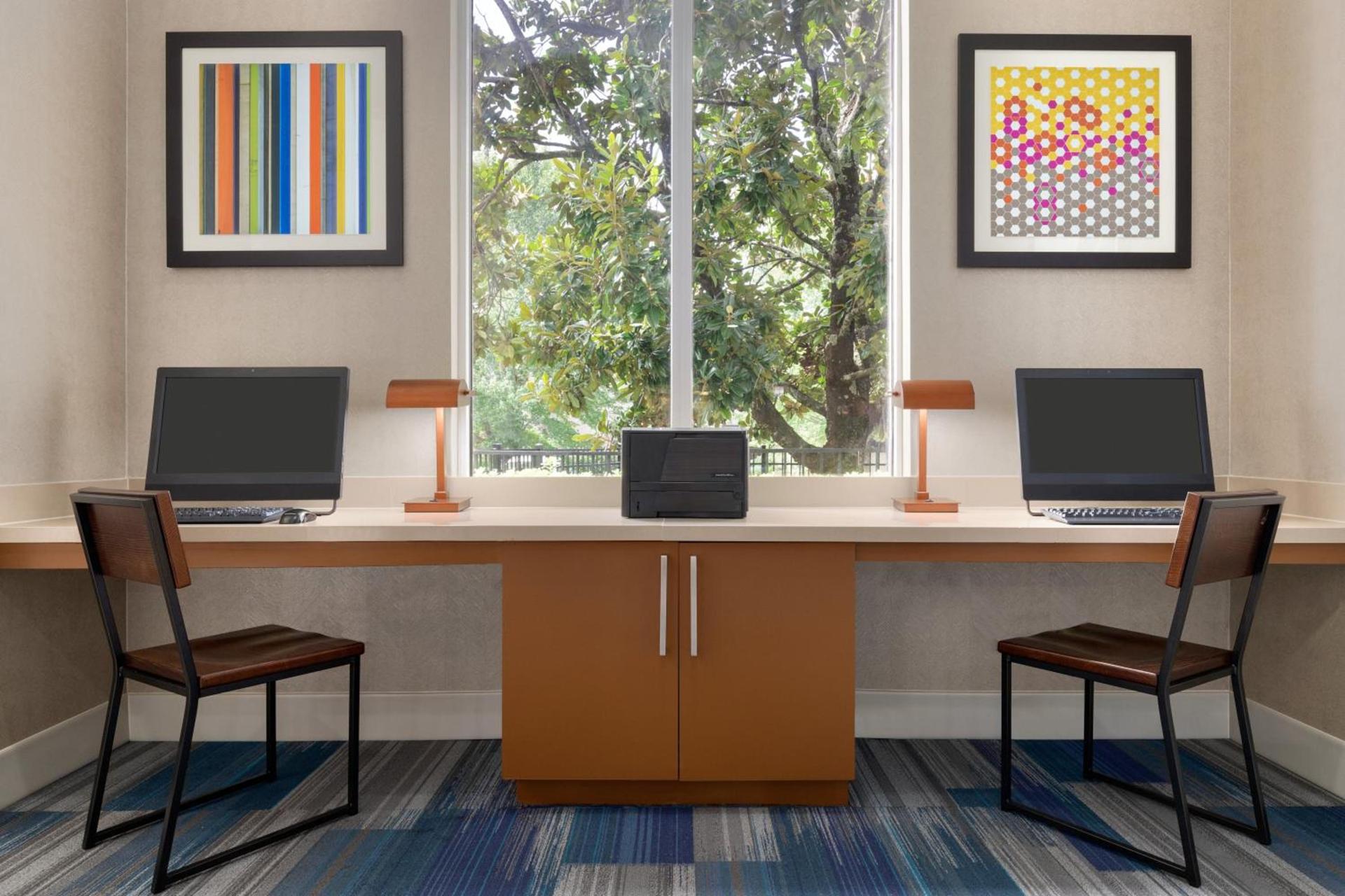 Holiday Inn Express & Suites Auburn - University Area by IHG photo 20