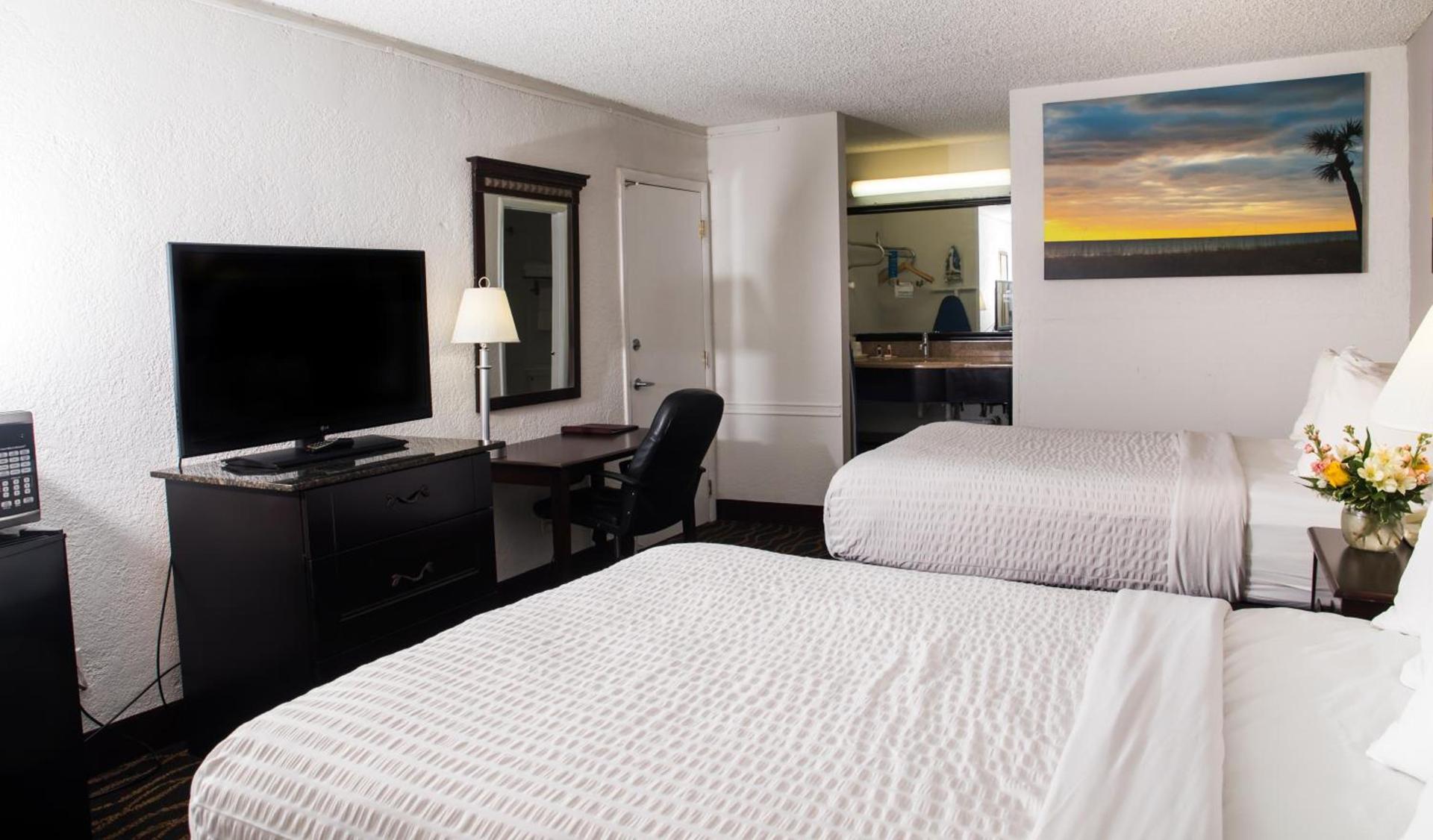 Days Inn by Wyndham Stuart photo 51