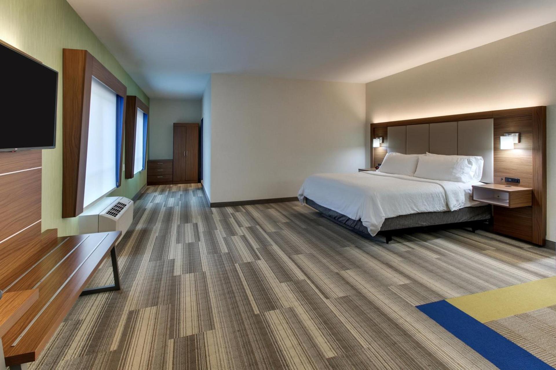 Holiday Inn Express & Suites Ithaca by IHG photo 6