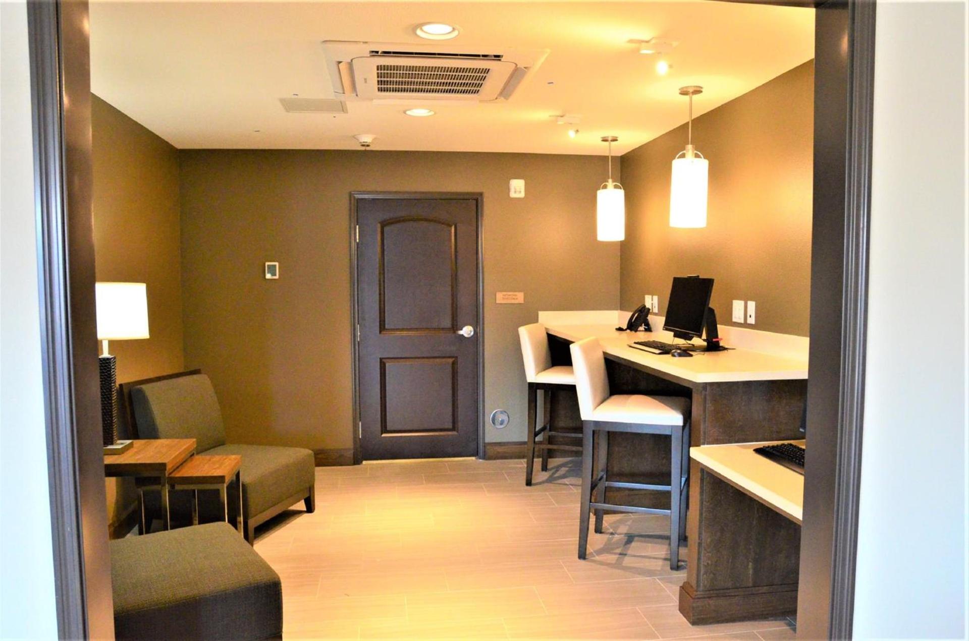 Staybridge Suites - Orenco Station by IHG photo 39
