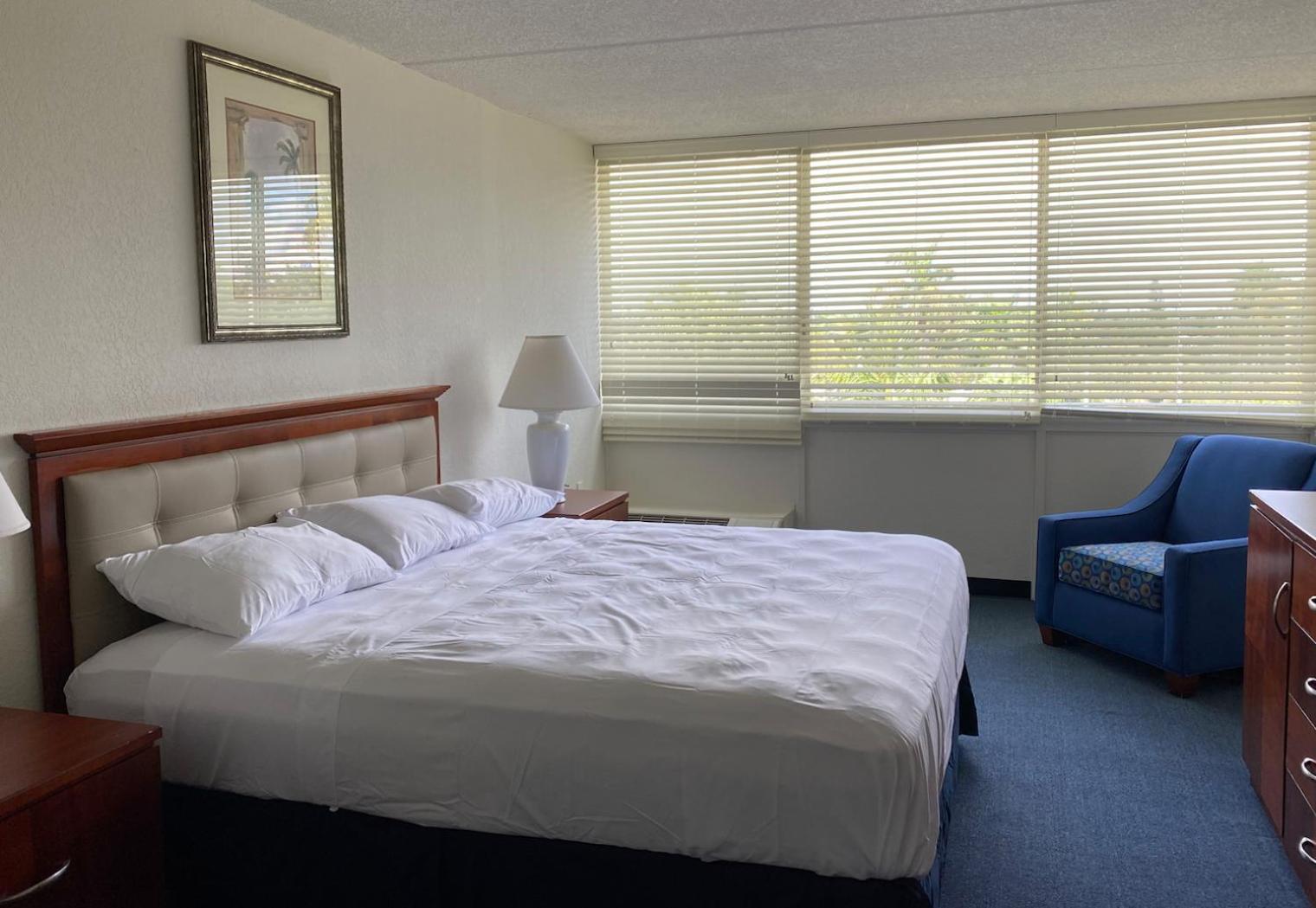 Miami Gardens Inn & Suites photo 2