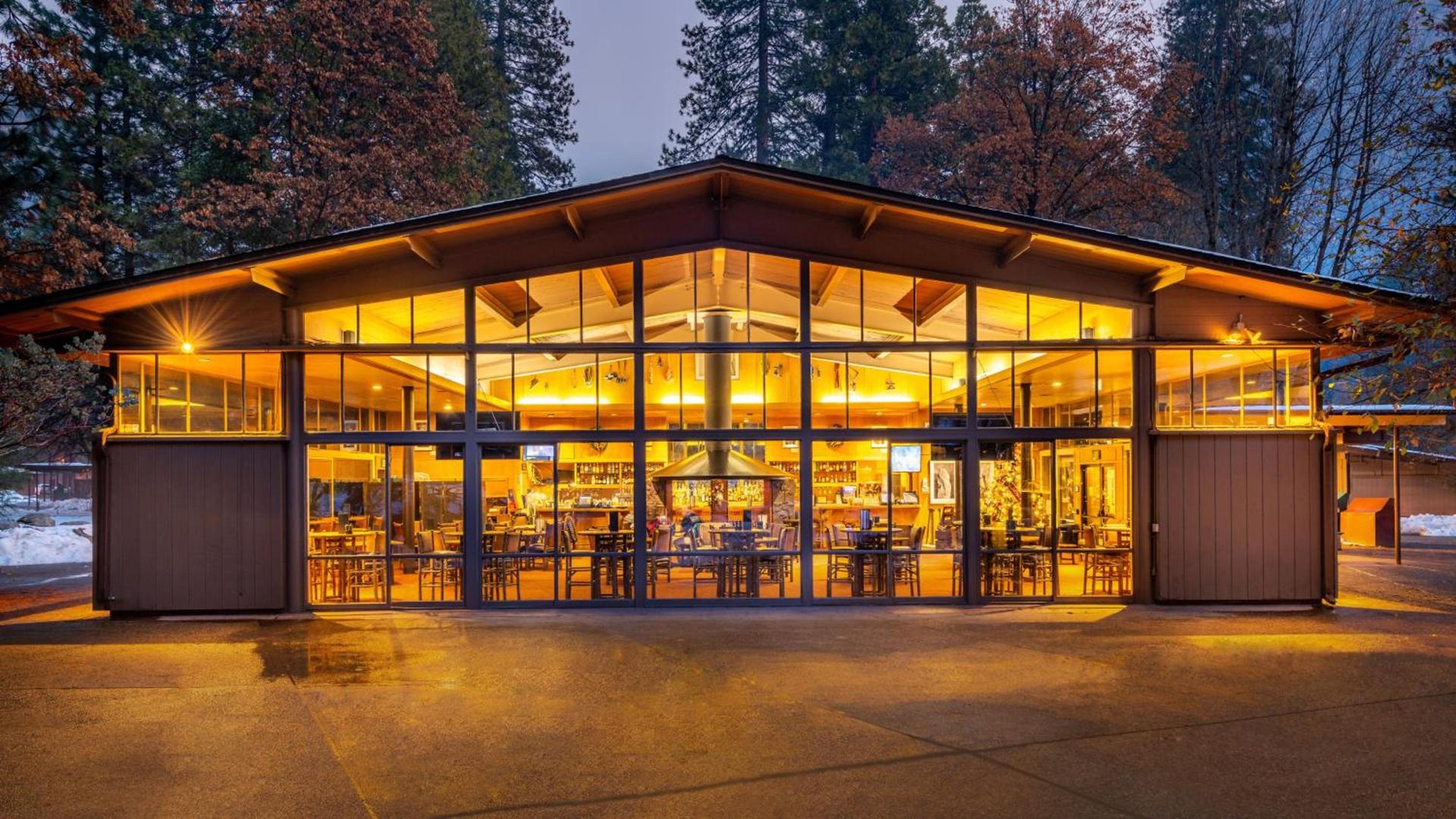 Yosemite Valley Lodge photo 14