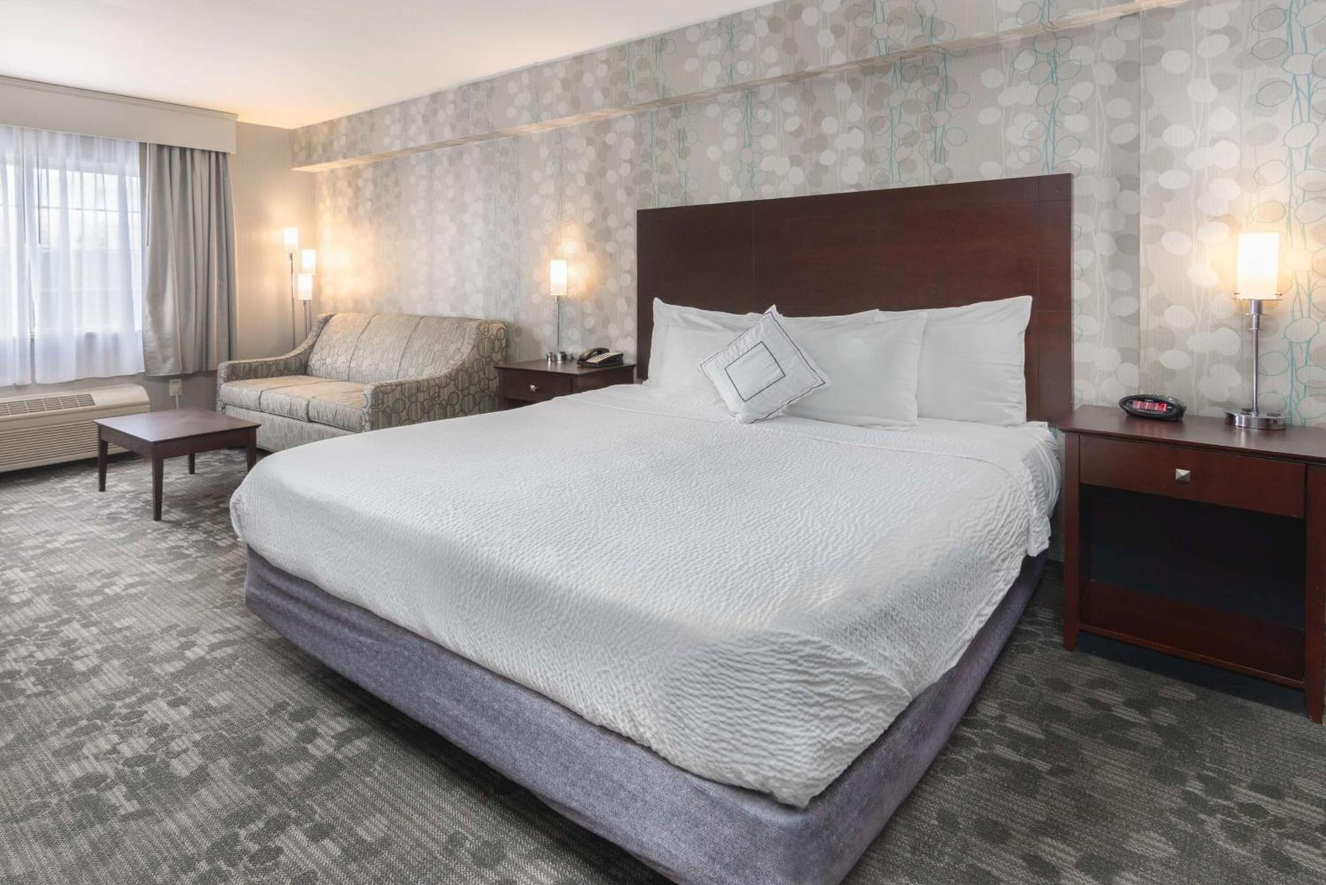 Best Western Concord Inn and Suites photo 43