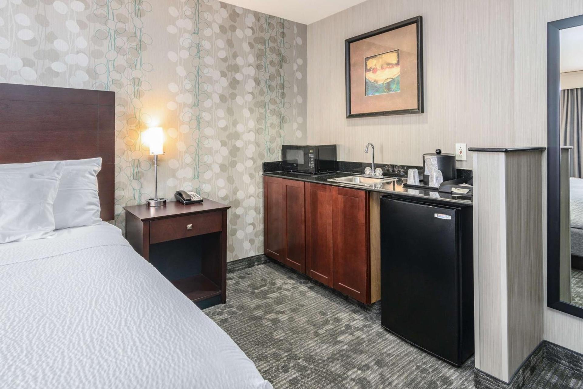 Best Western Concord Inn and Suites photo 56