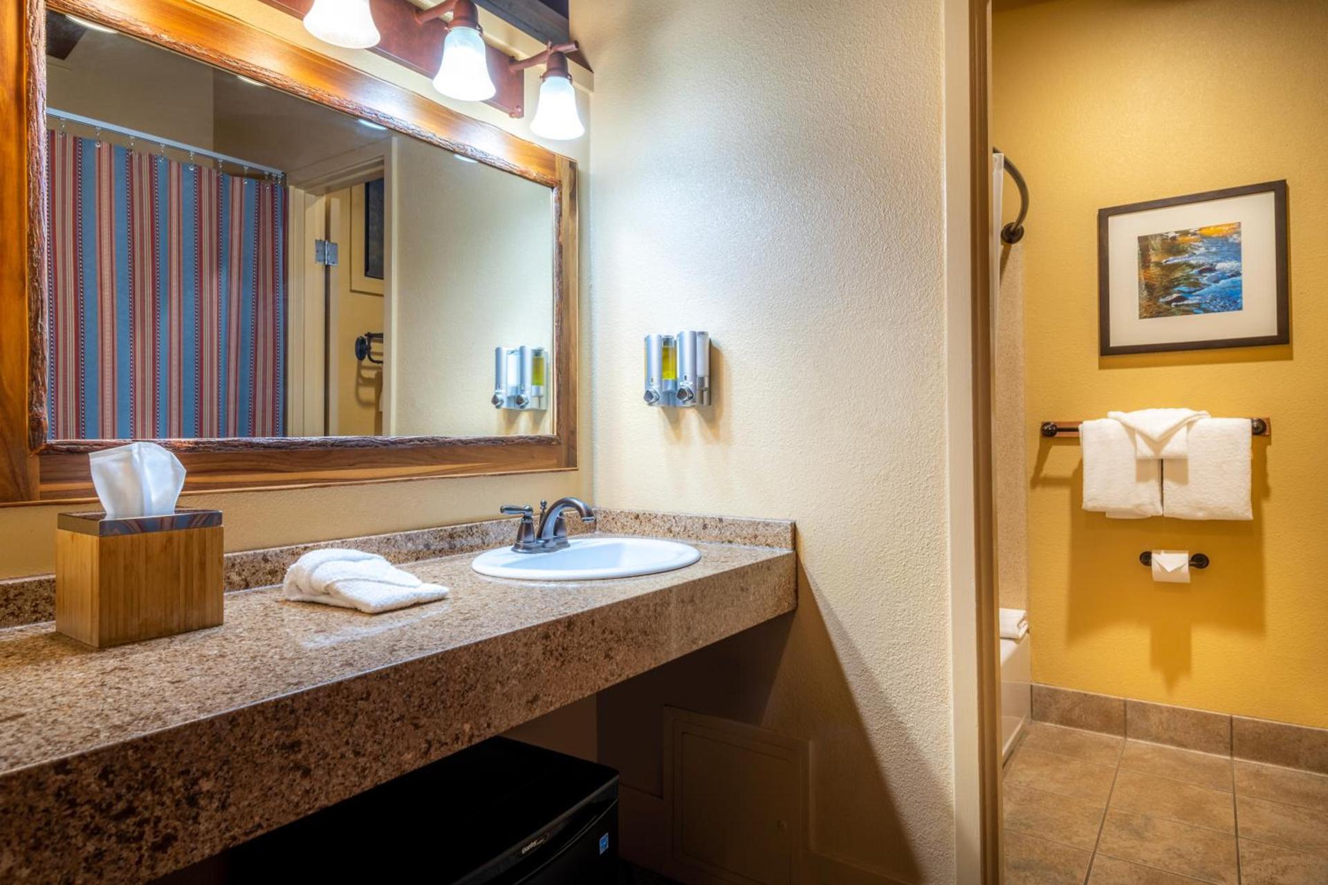Yosemite Valley Lodge photo 19