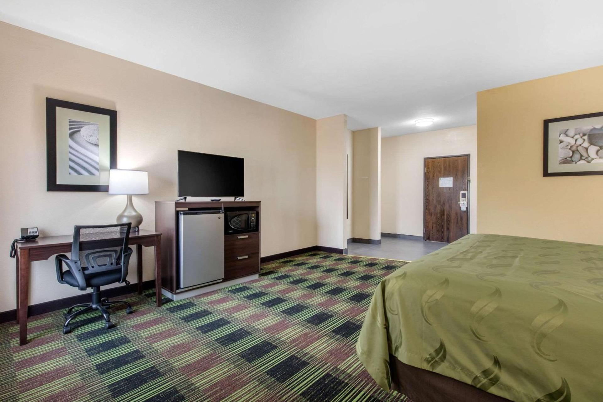 Quality Inn Cadiz photo 24