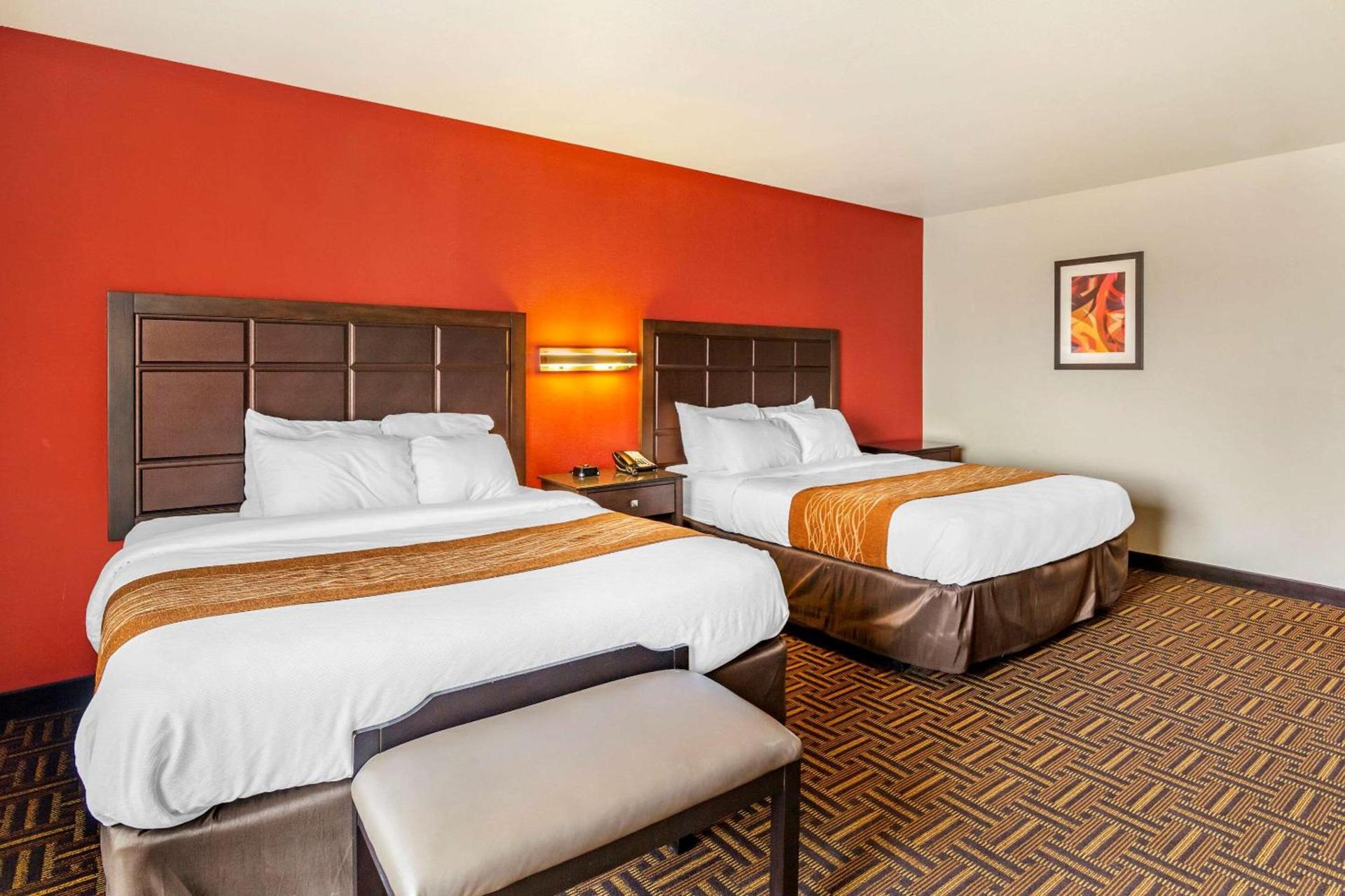 Legend Hotel Minot photo 8
