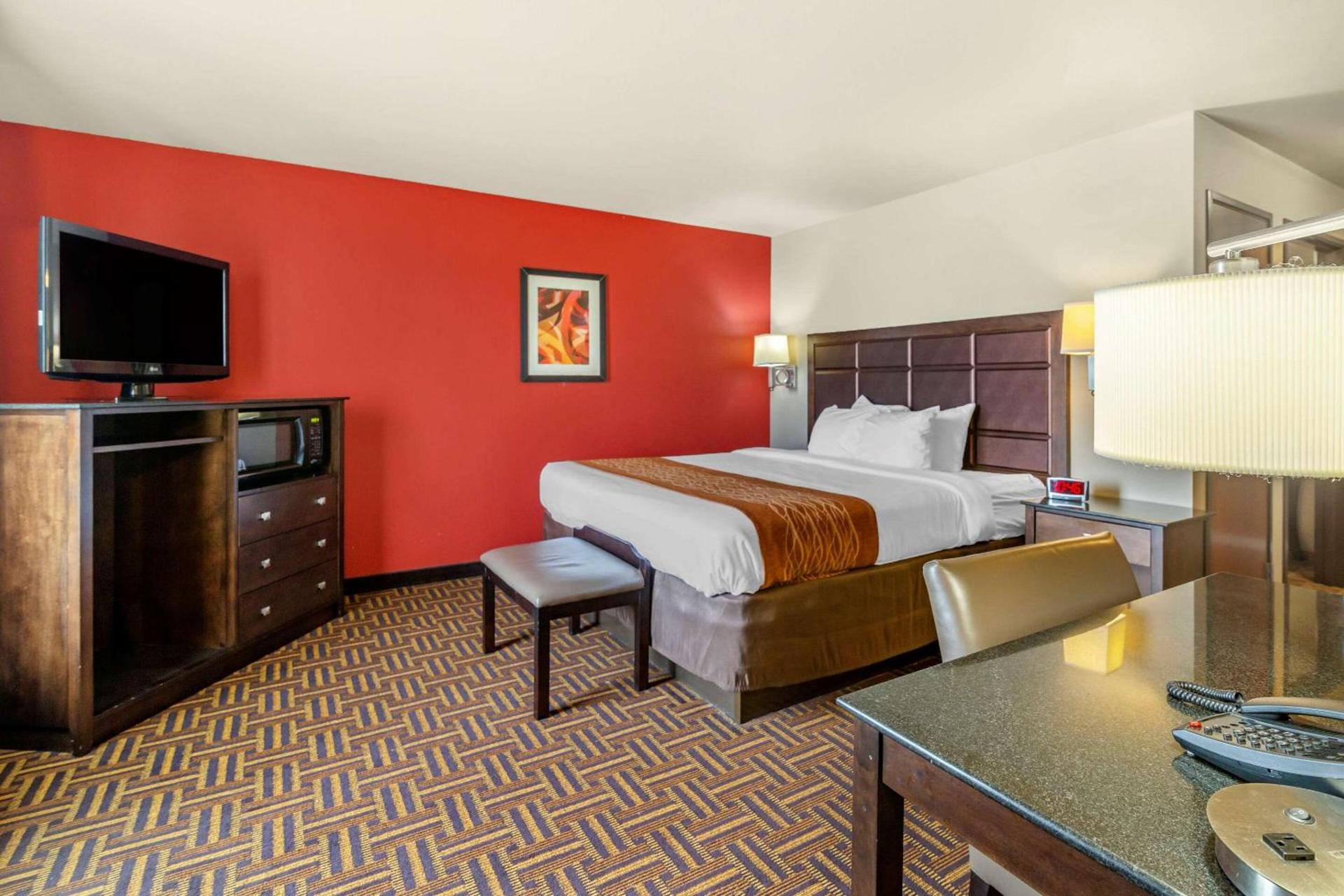 Legend Hotel Minot photo 16