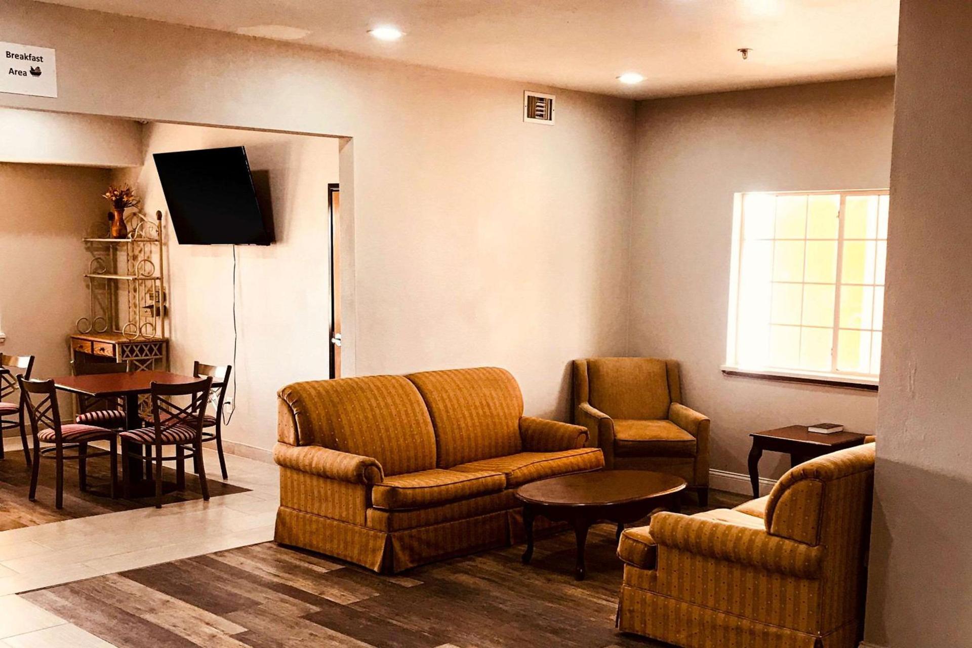 Rodeway Inn Stephenville photo 5