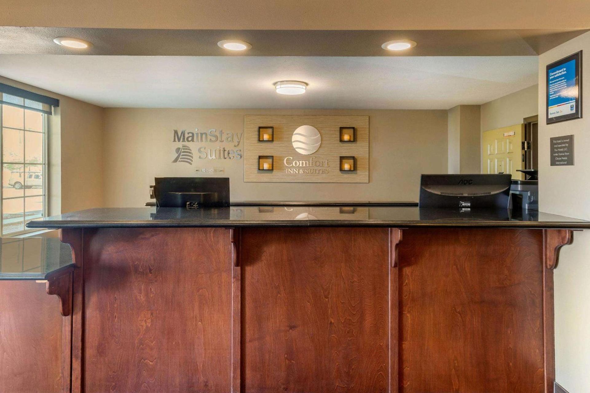 MainStay Suites El Centro I-8 photo 2