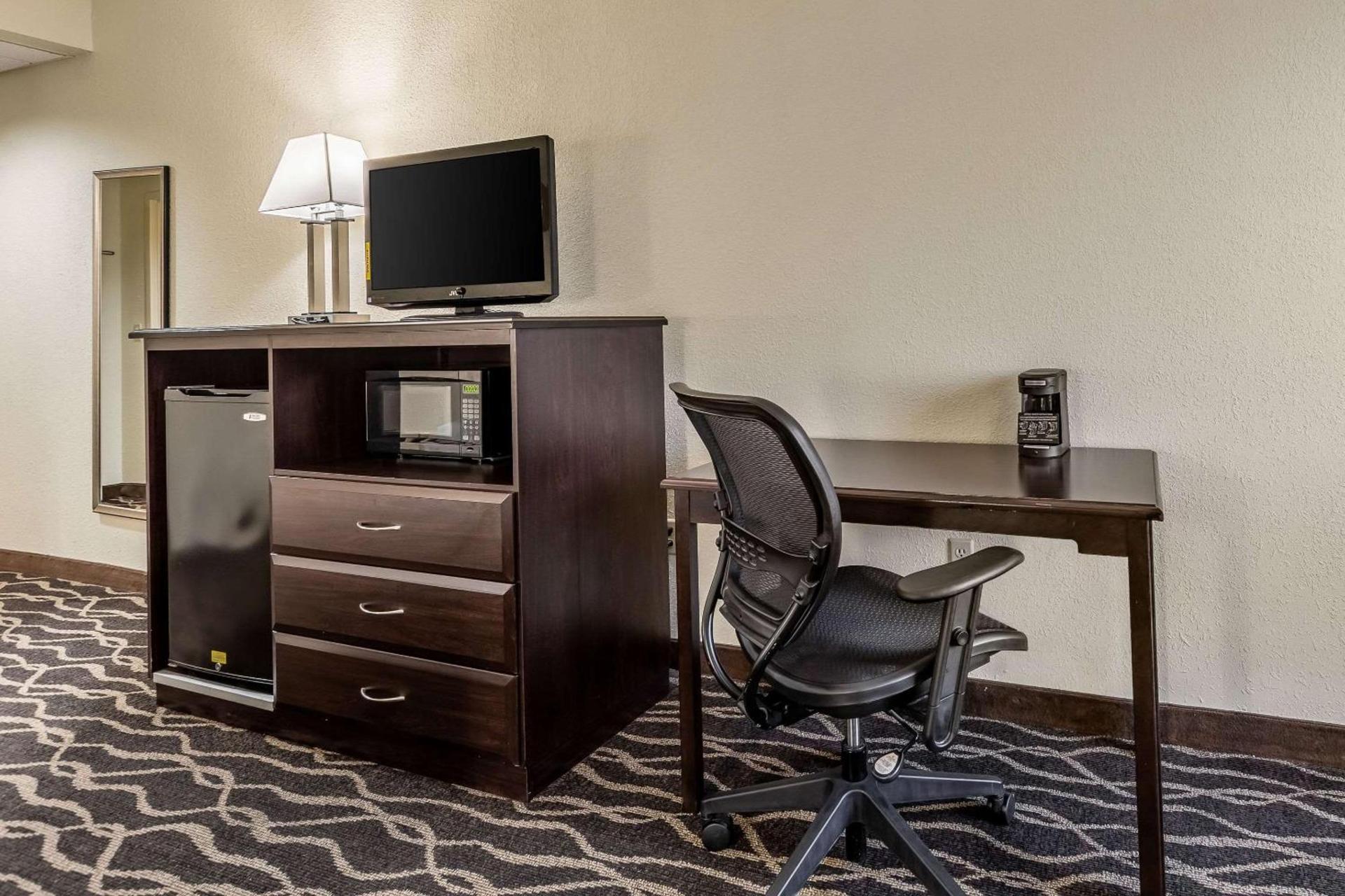 Quality Inn & Suites Southport photo 15