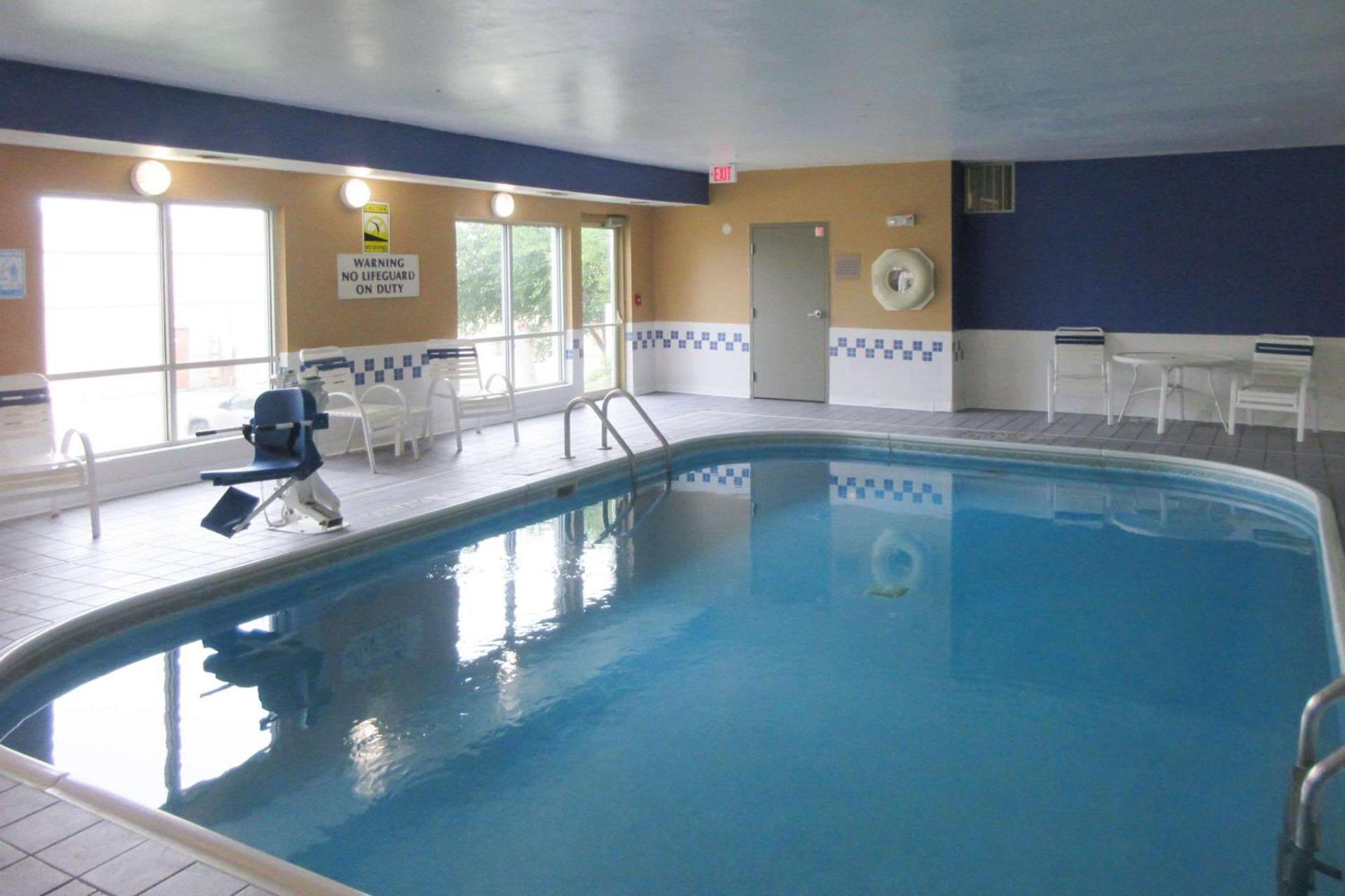 Clarion Pointe Fairborn near Wright Patterson AFB photo 14