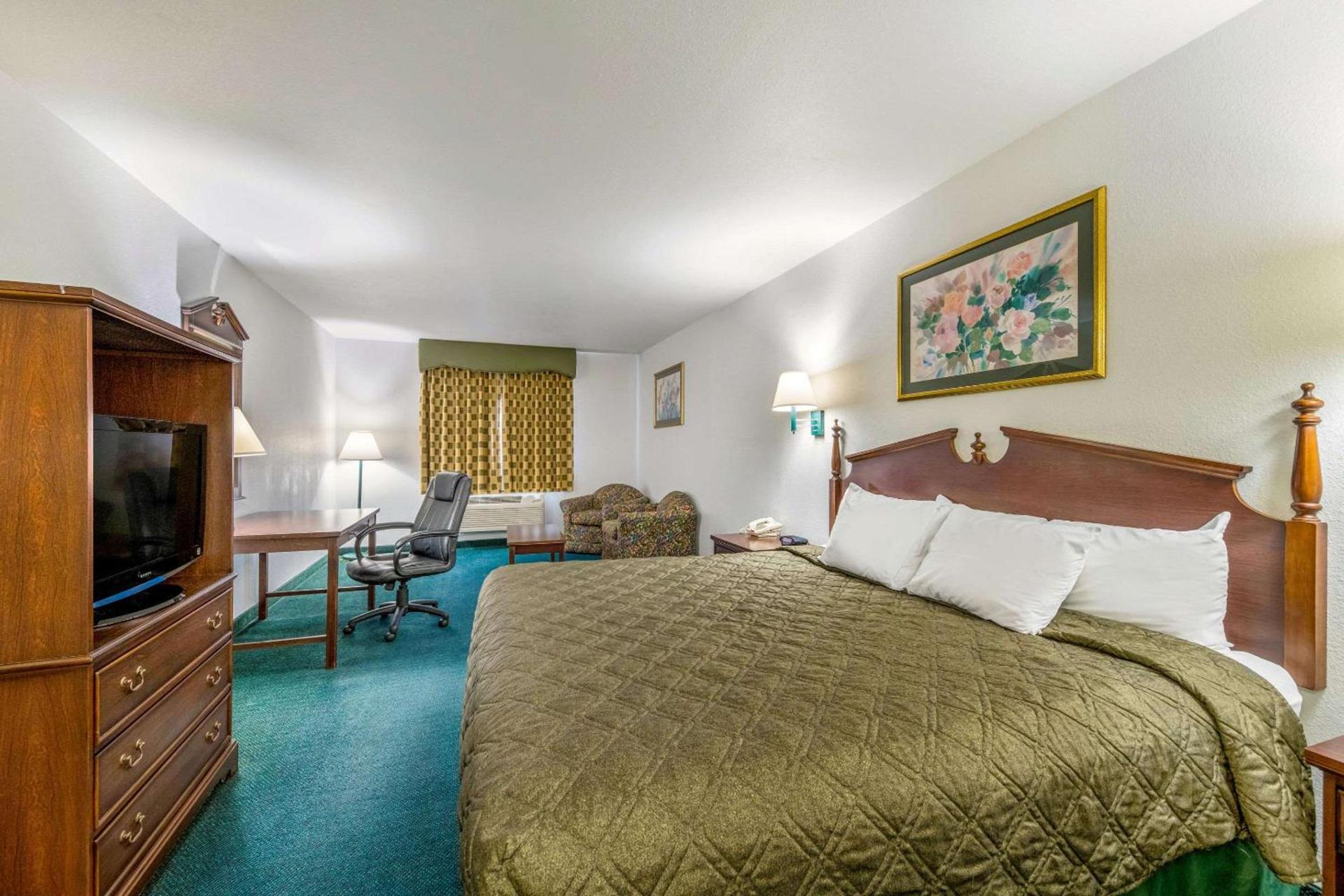 Rodeway Inn Decatur photo 15