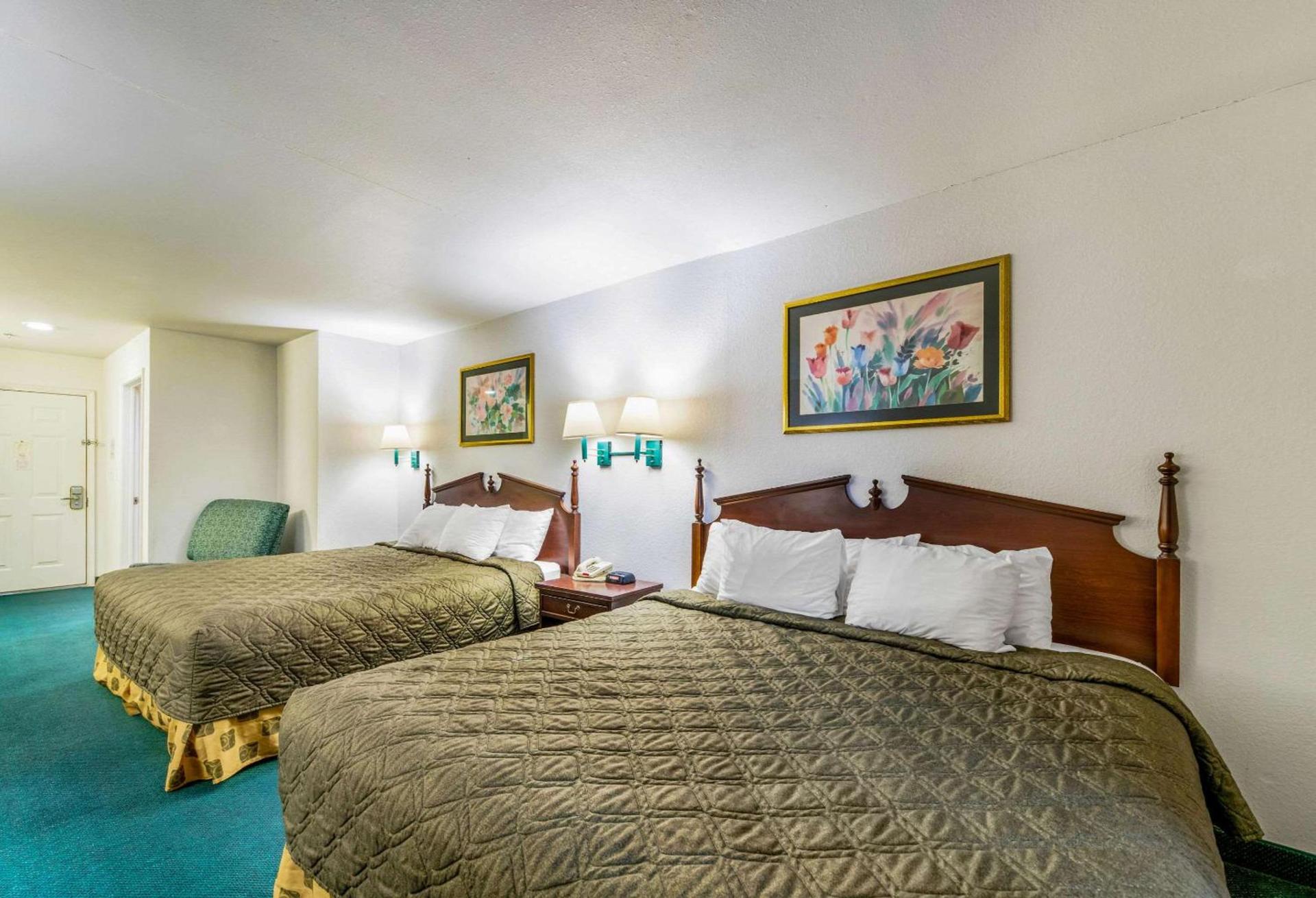 Rodeway Inn Decatur photo 19