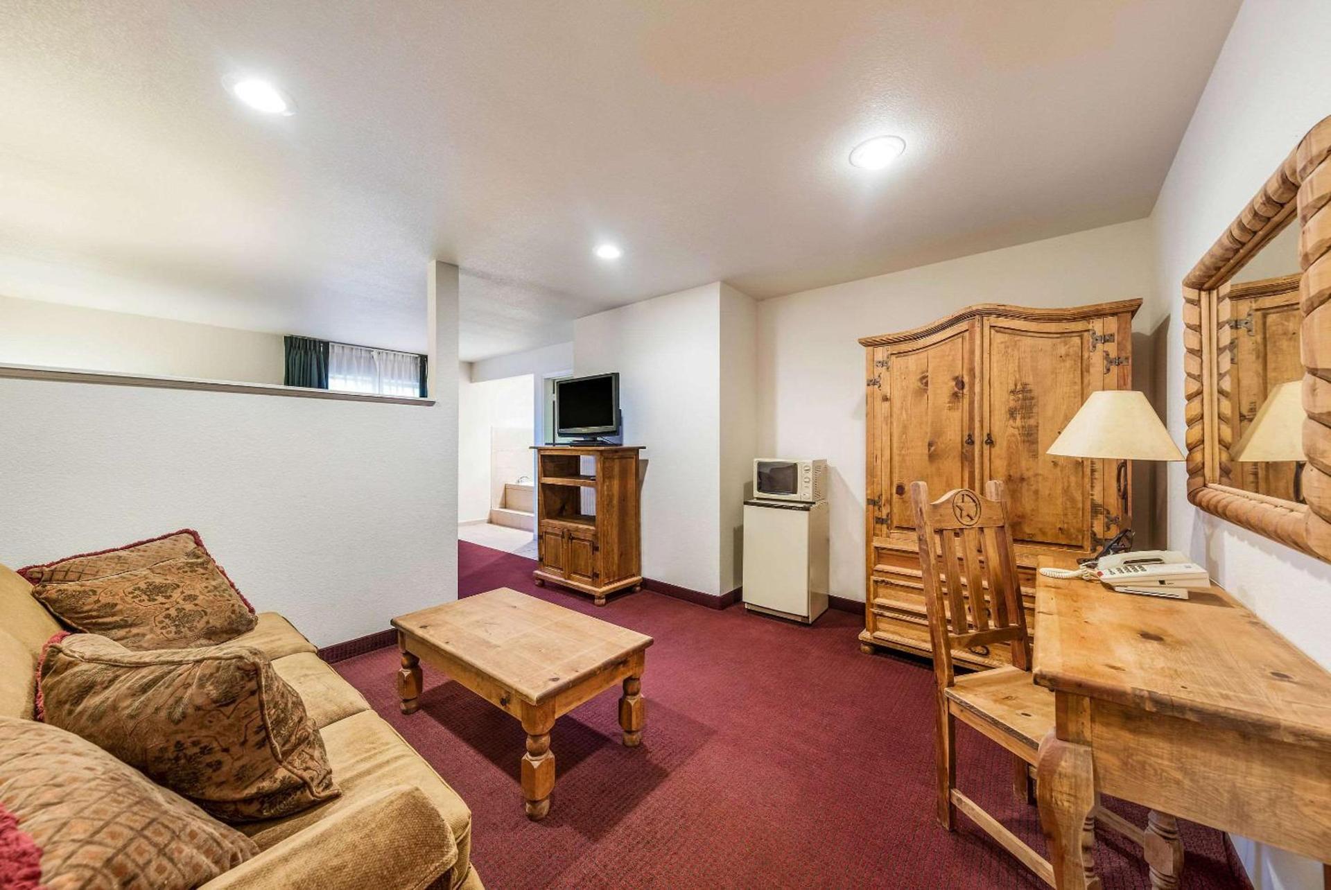 Rodeway Inn Decatur photo 24