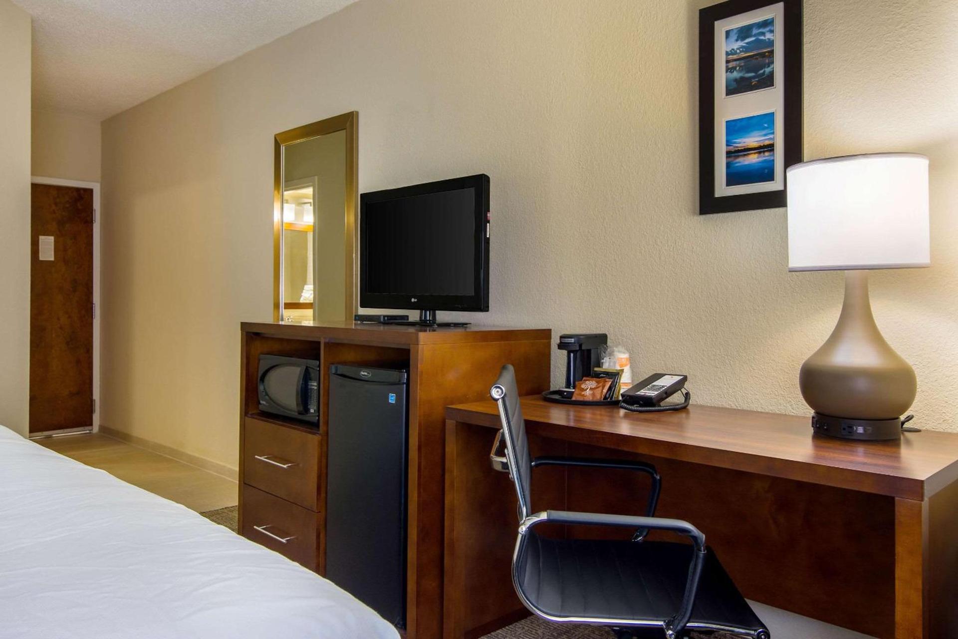 Comfort Inn Acworth - Kennesaw Northwest photo 13