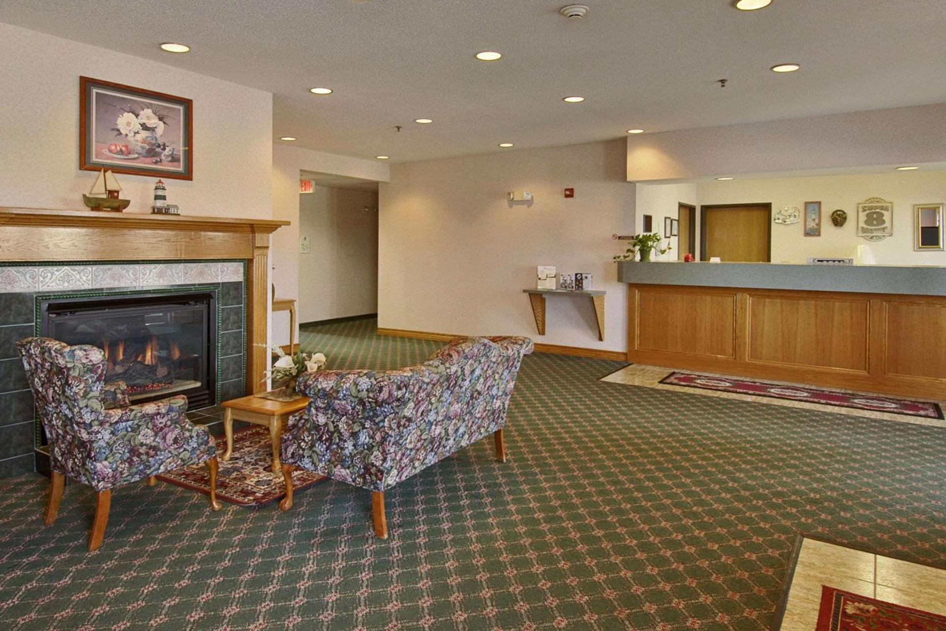Rodeway Inn Urbana Champaign University Area photo 47