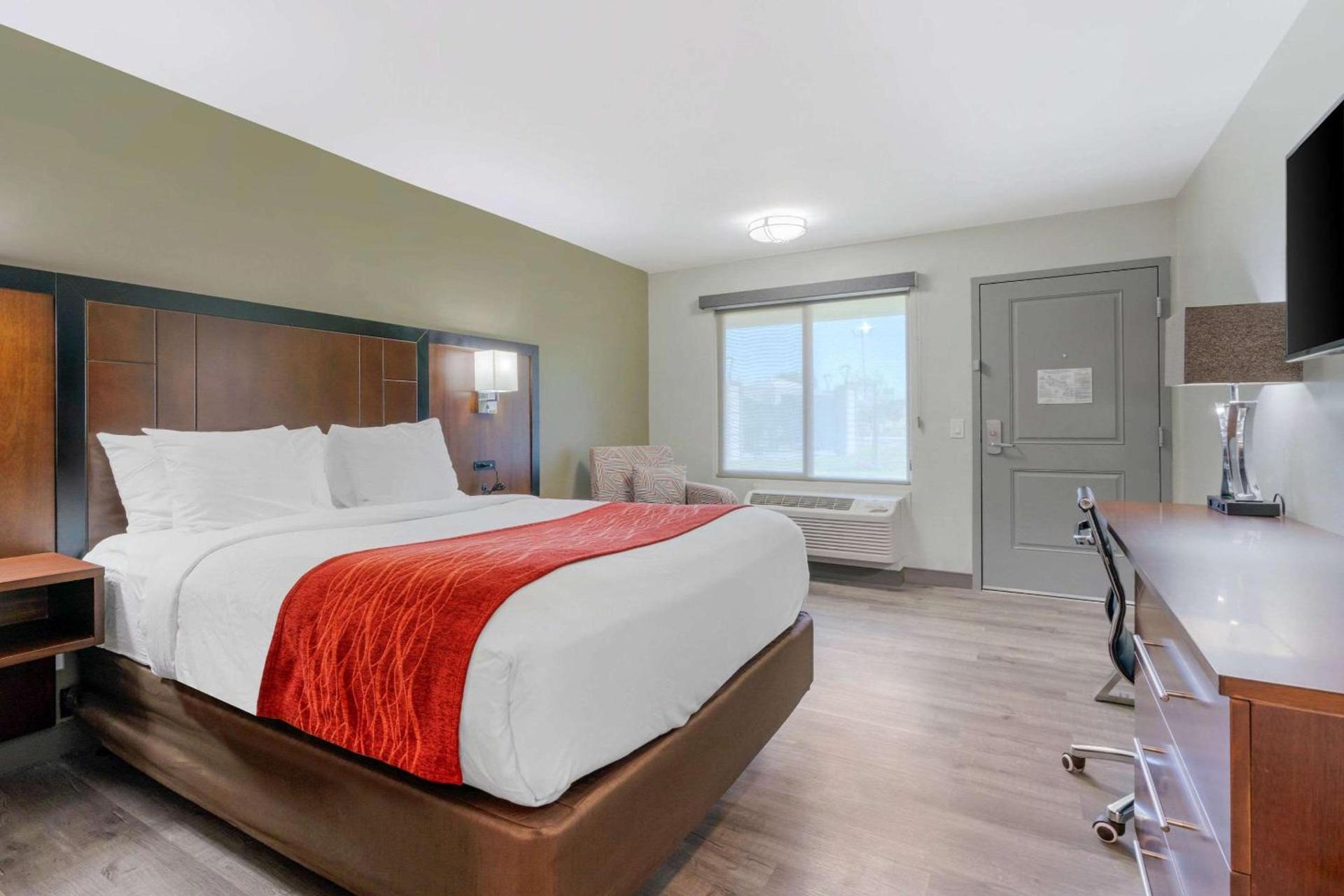 Comfort Inn Antioch - Century Plaza photo 8