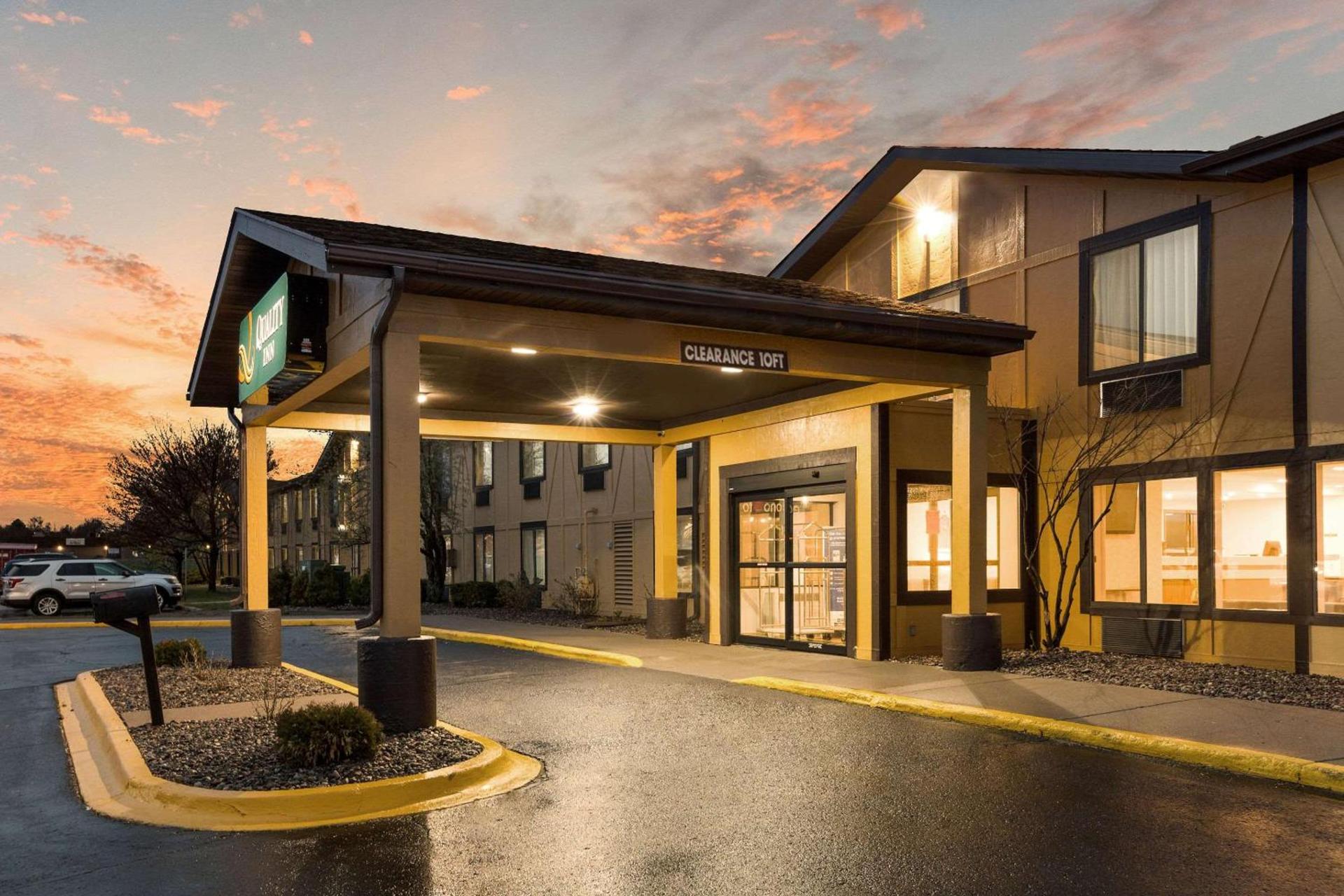 Quality Inn Marquette photo 7