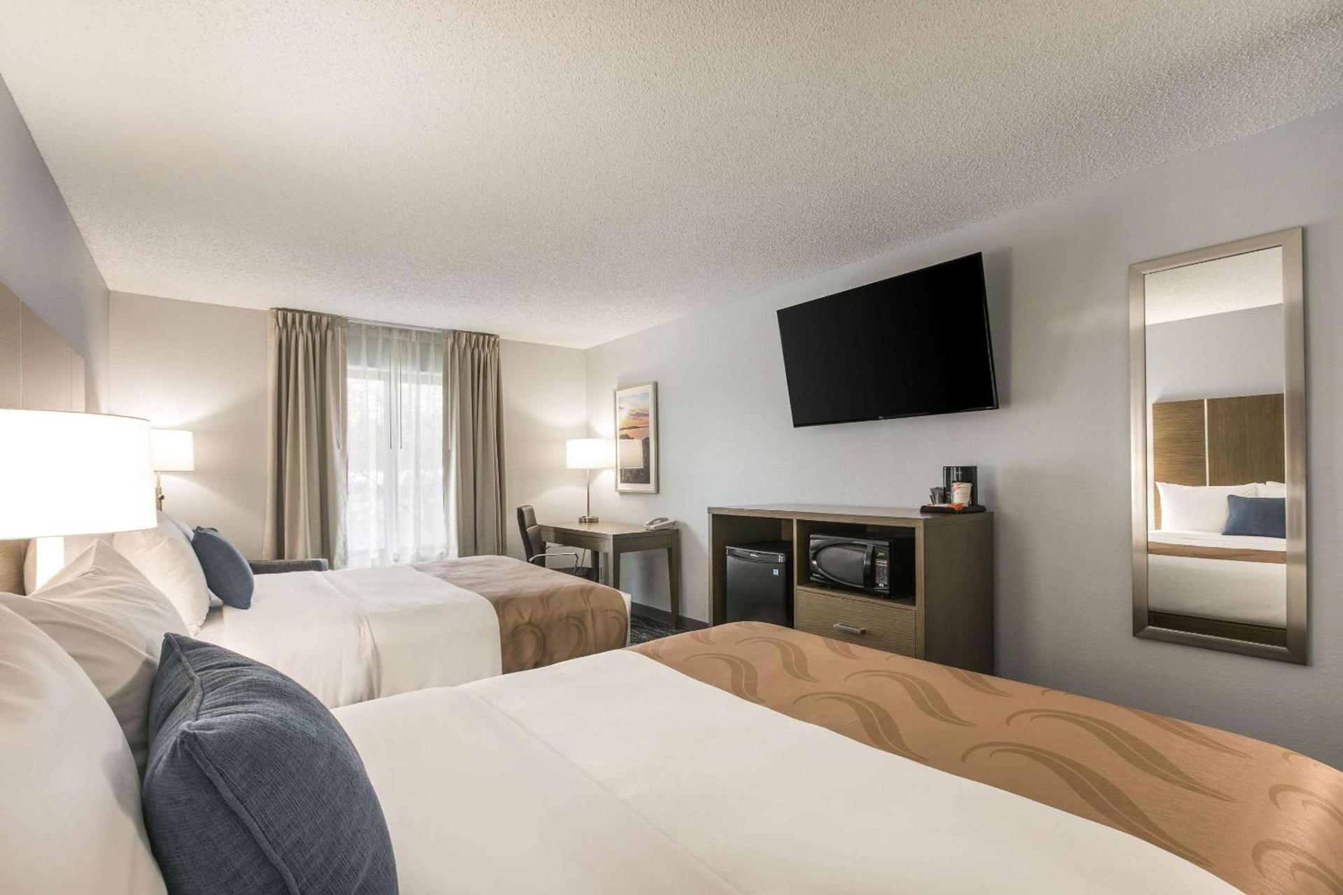 Quality Inn Marquette photo 20