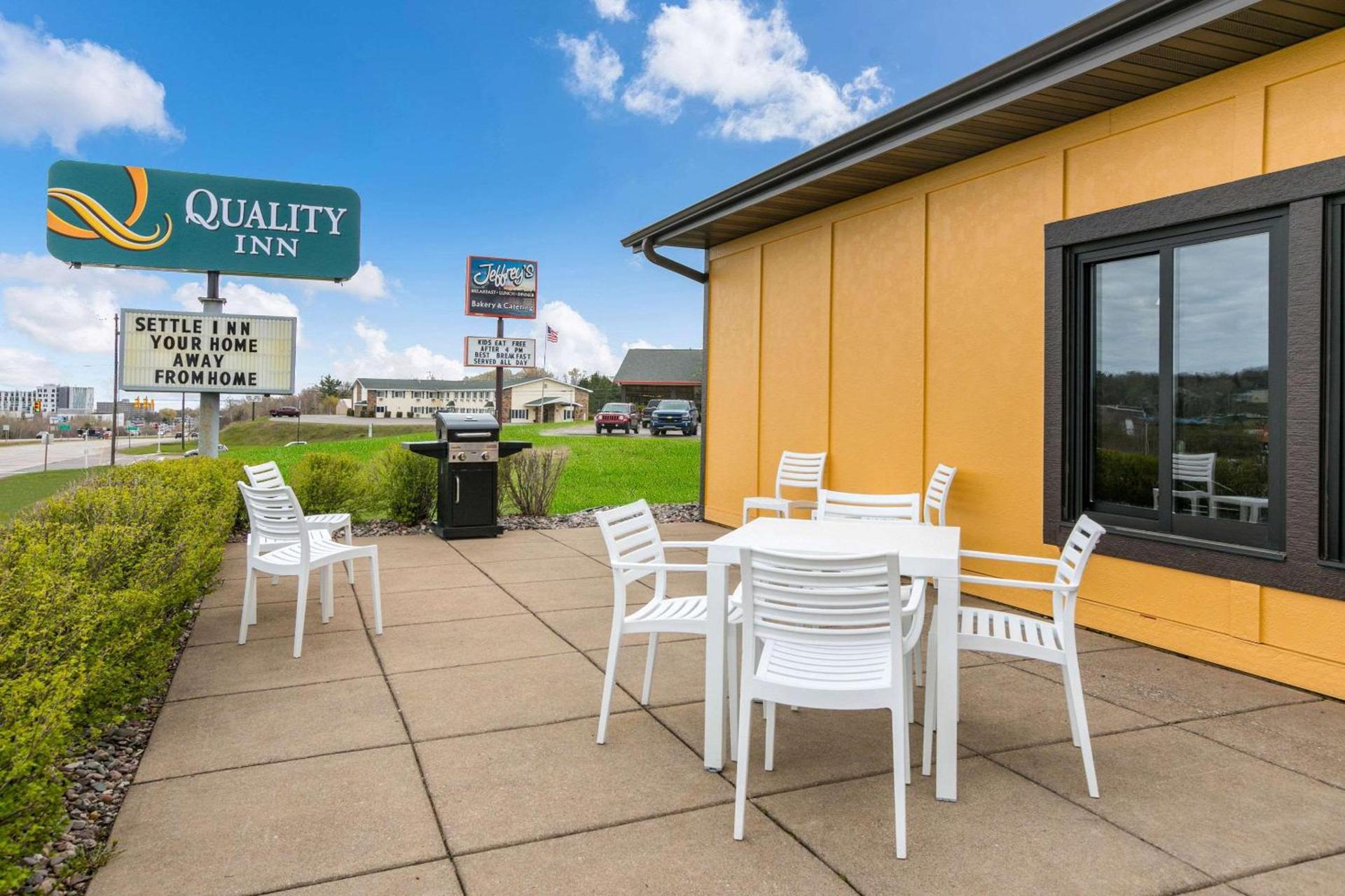 Quality Inn Marquette photo 29