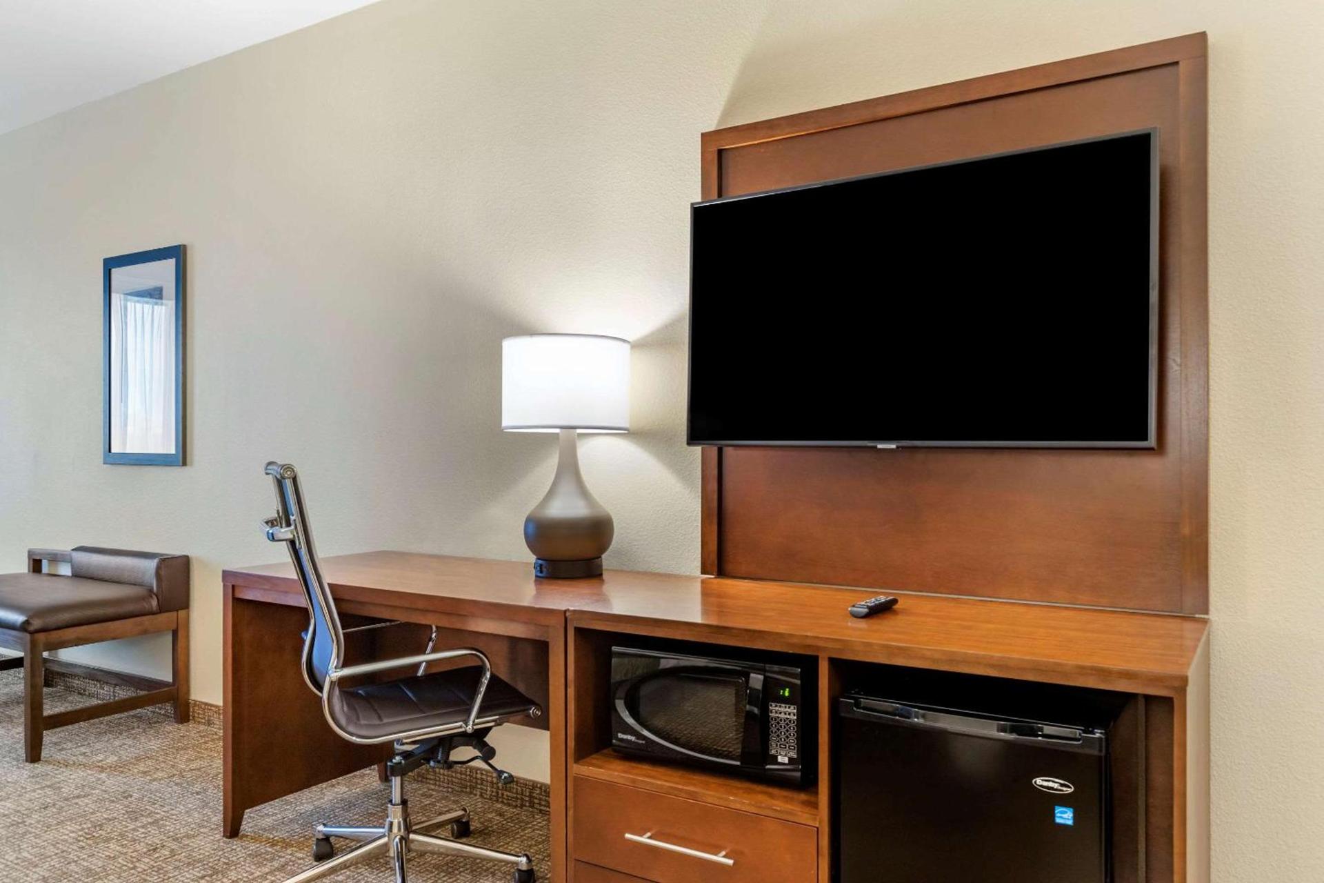 Comfort Suites San Antonio Ft Sam Houston-SAMMC Area photo 14