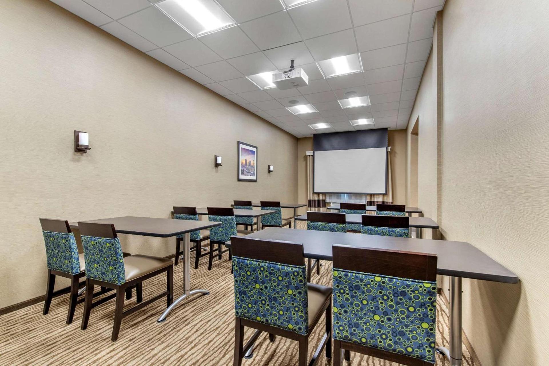 Comfort Suites San Antonio Ft Sam Houston-SAMMC Area photo 29