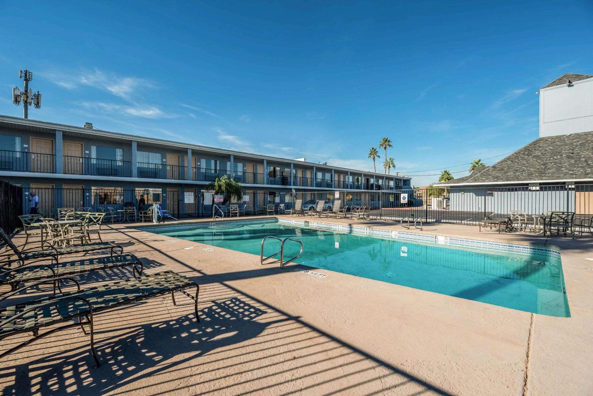 Econo Lodge Phoenix North I-17 photo 19