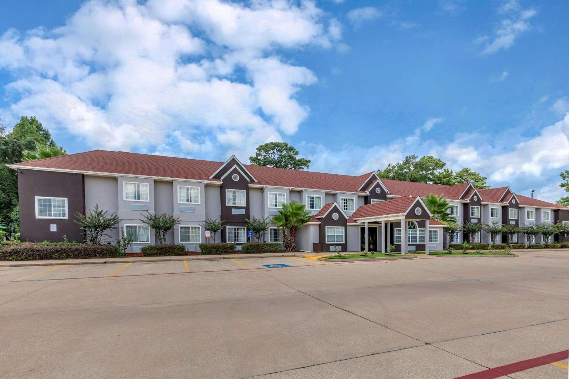 Quality Inn & Suites Longview I-20 — hotel in Longview