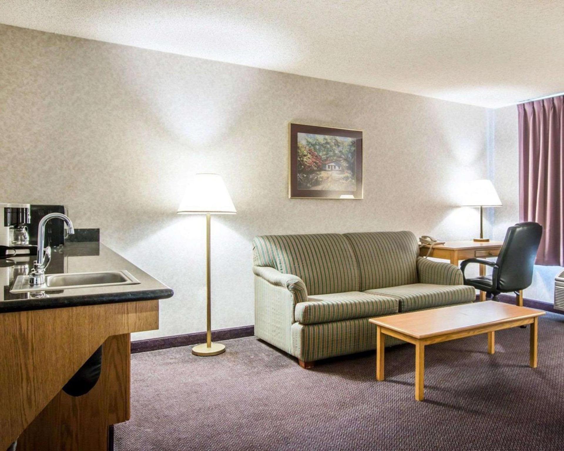 Quality Suites San Diego Otay Mesa photo 33