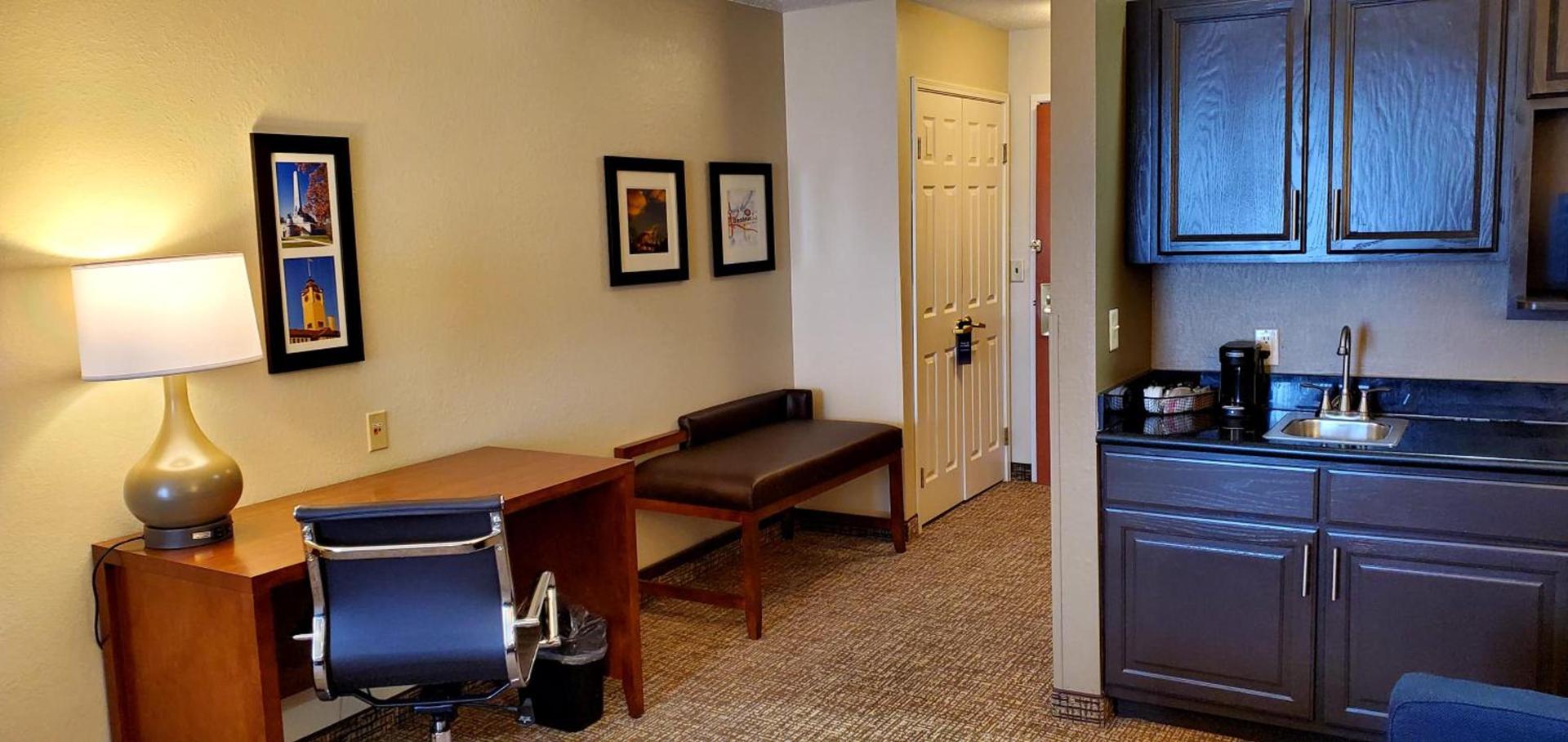 Comfort Inn & Suites Decatur-Forsyth photo 29