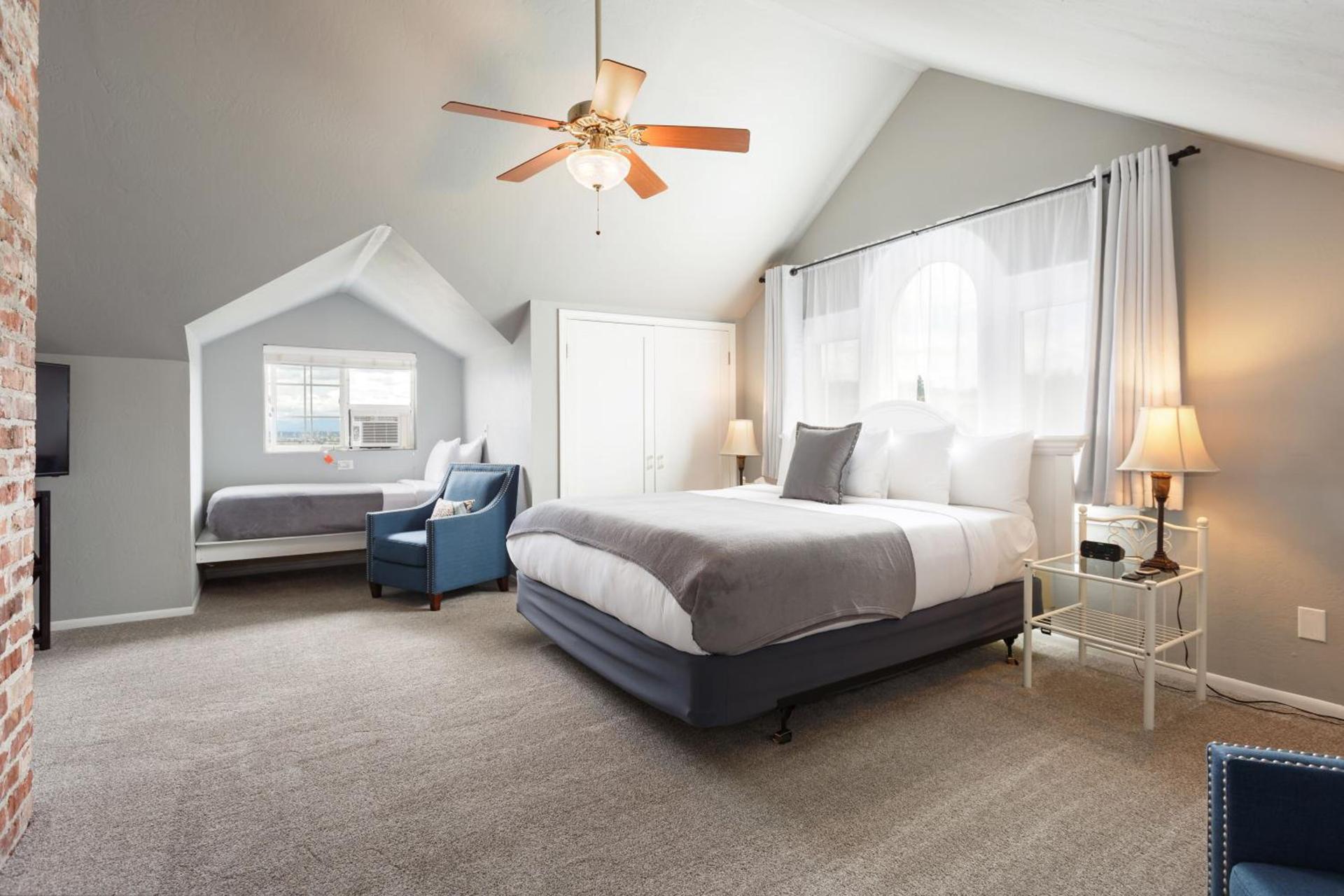 Nantucket Inn - Anacortes photo 27