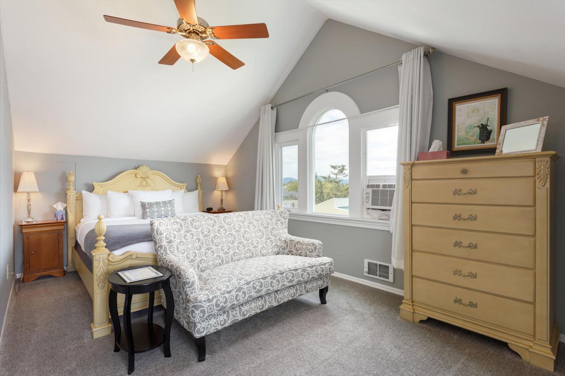 Nantucket Inn - Anacortes photo 14
