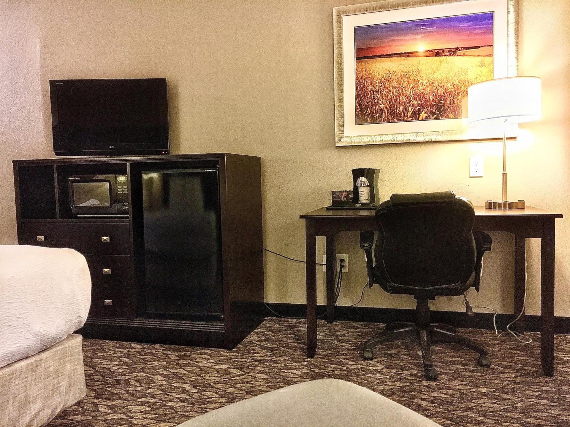 Best Western Wheatland Inn photo 49