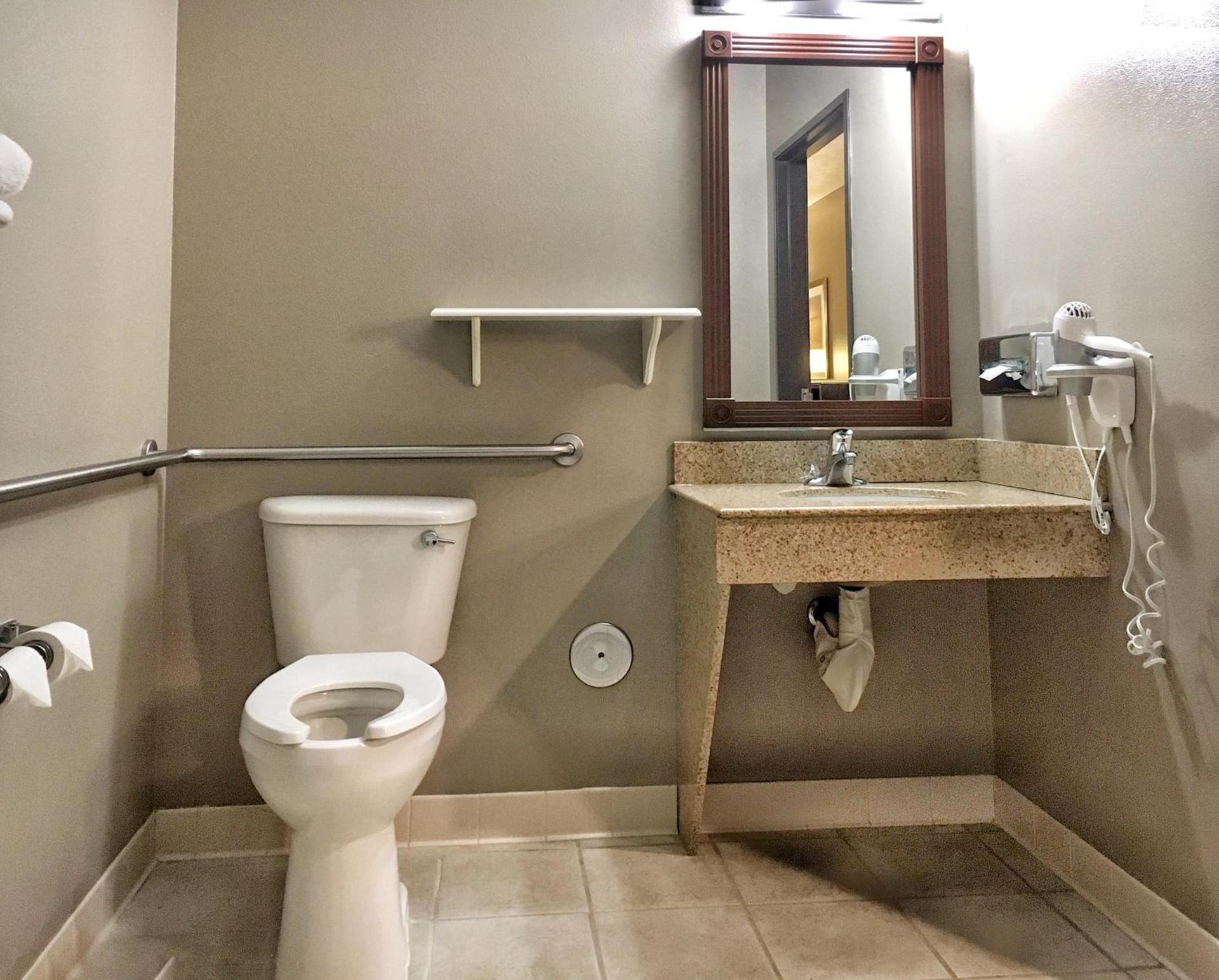 Best Western Wheatland Inn photo 46