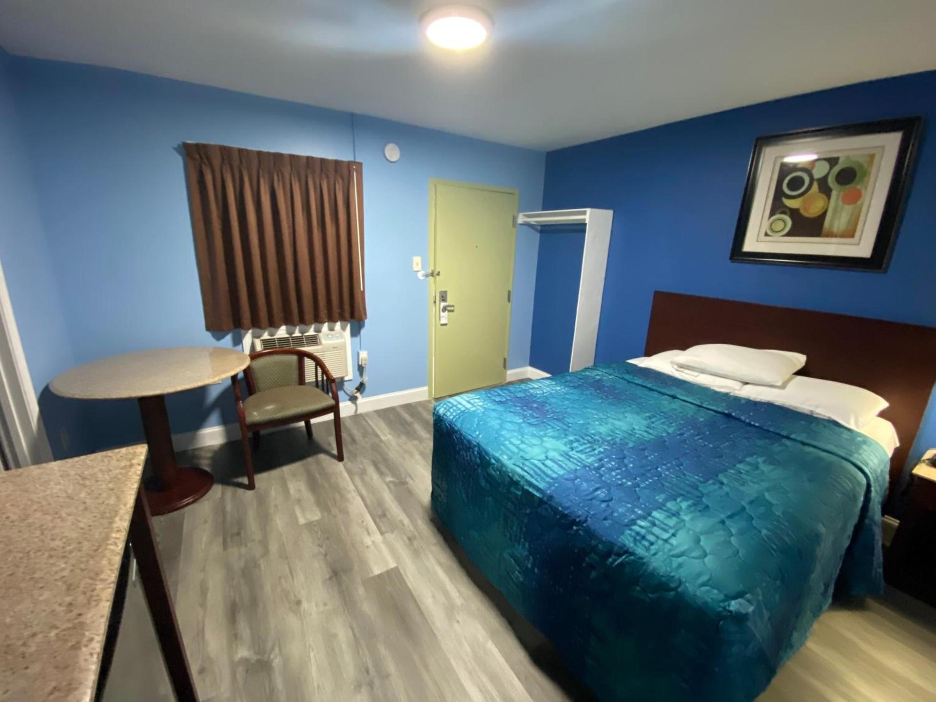 Red Carpet Inn & Suites Wrightstown photo 9