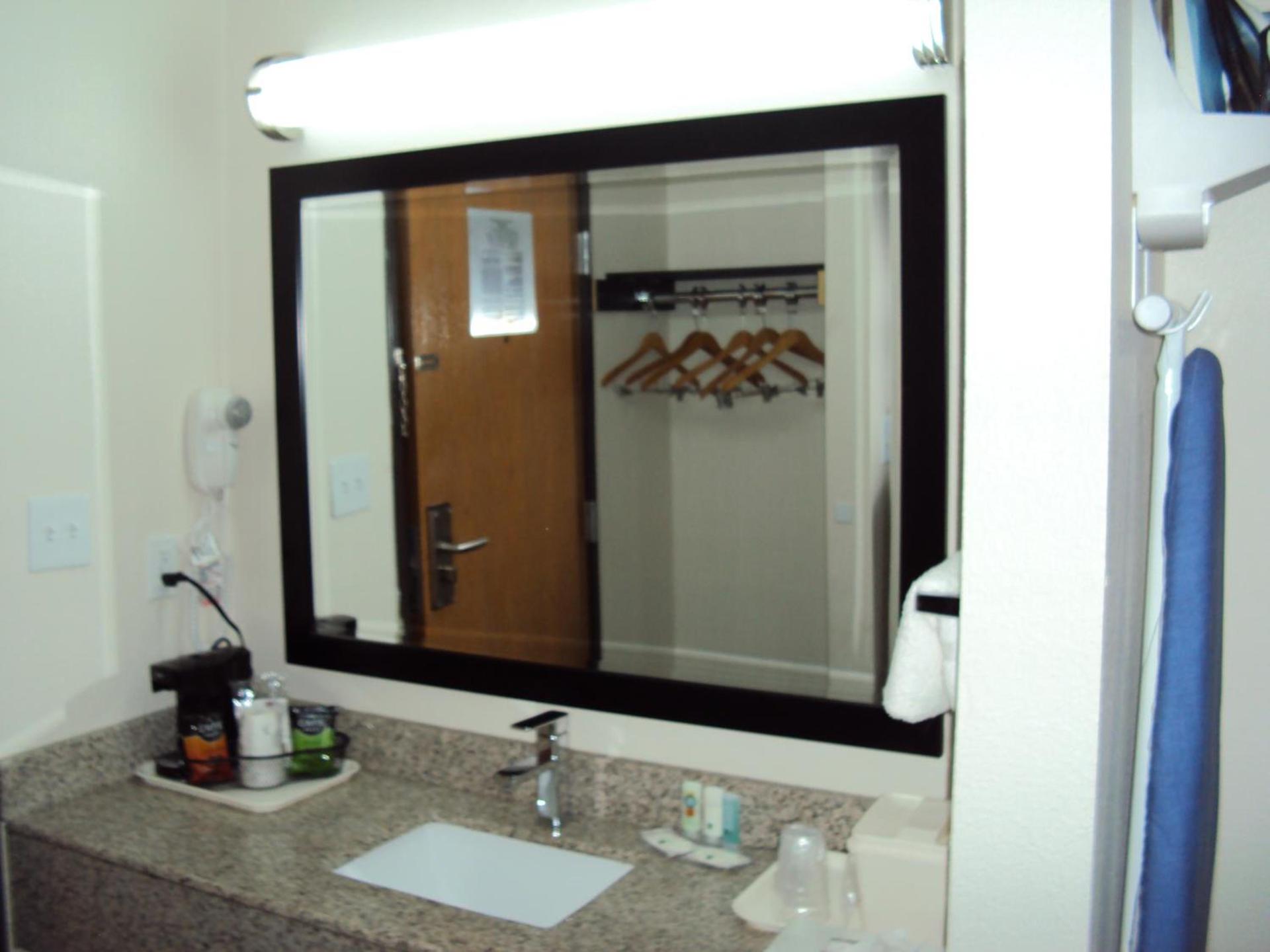 Quality Inn Carbondale University area photo 50