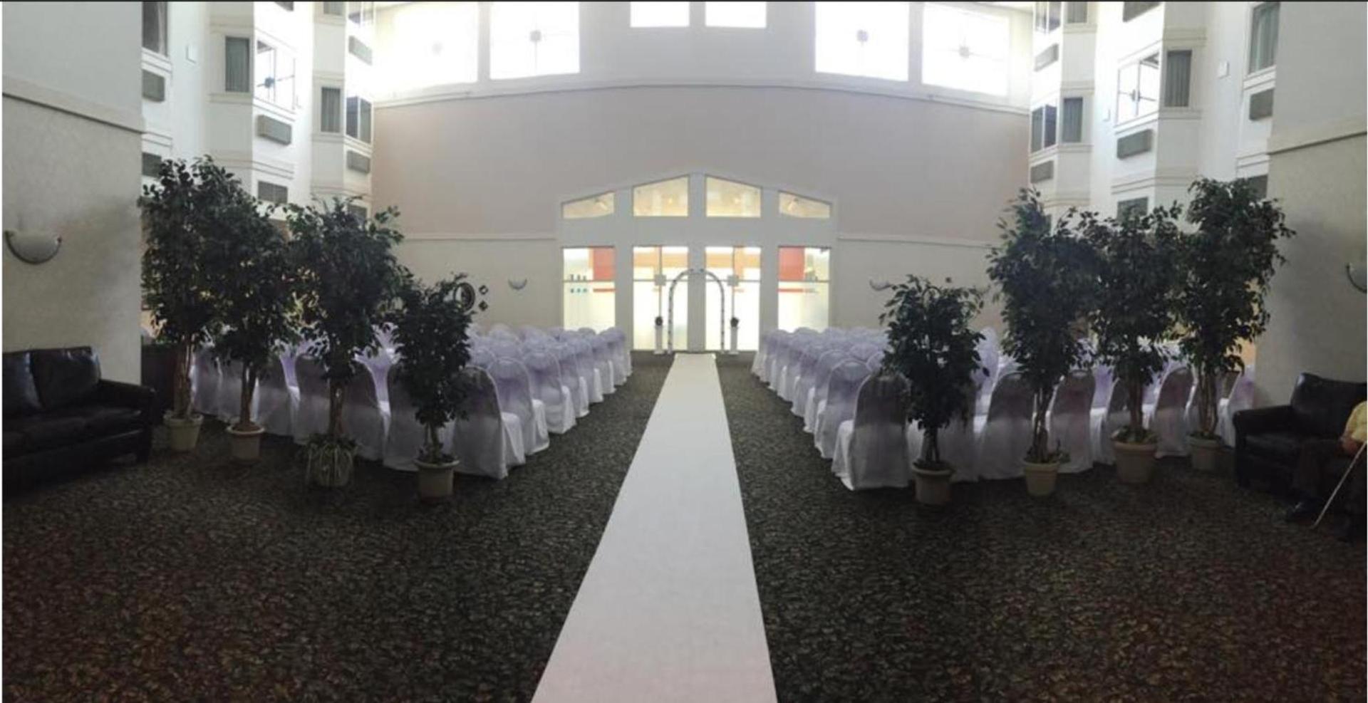 Comstock Inn & Conference Center photo 14