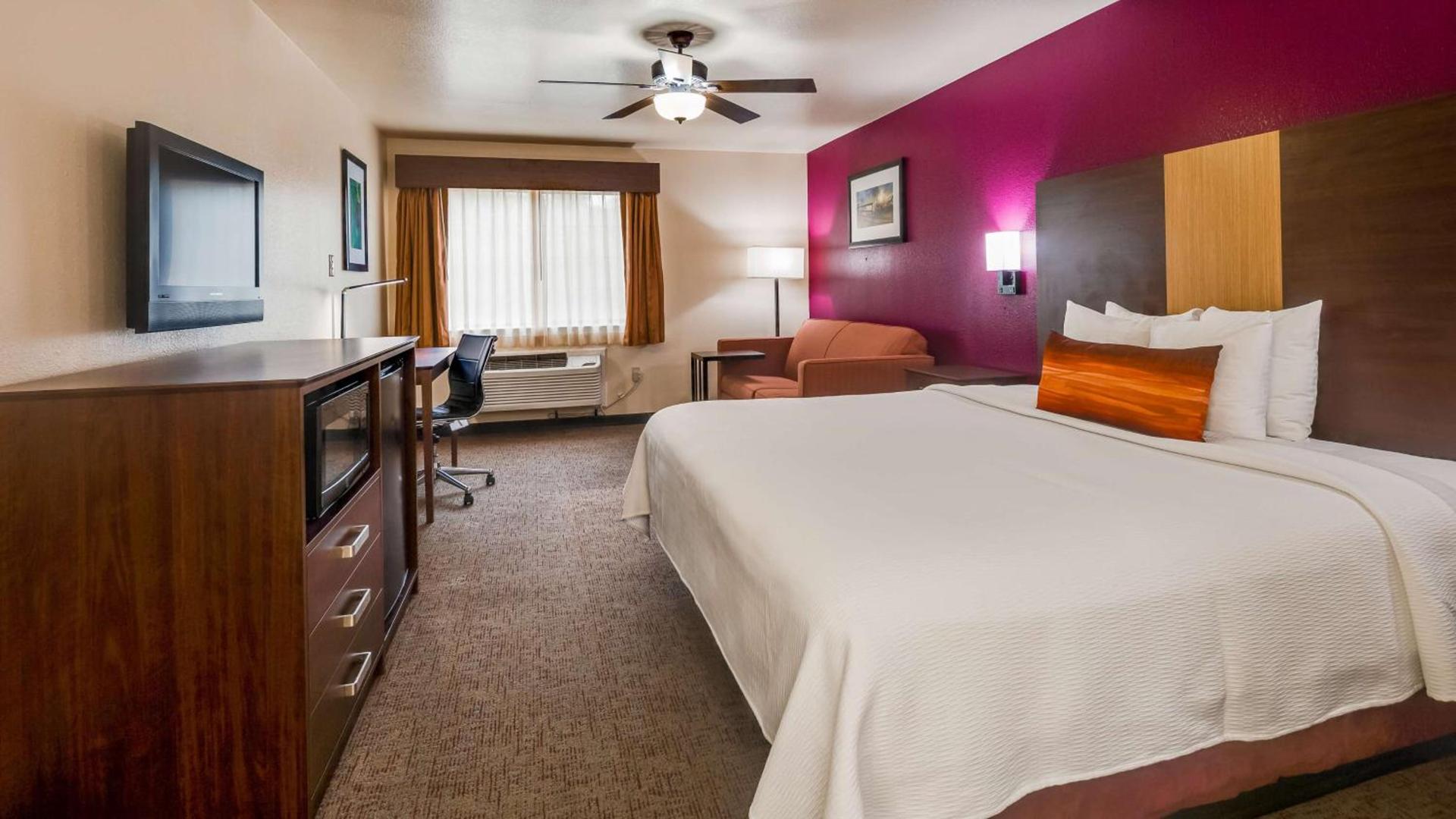Best Western Pineywoods Inn photo 6